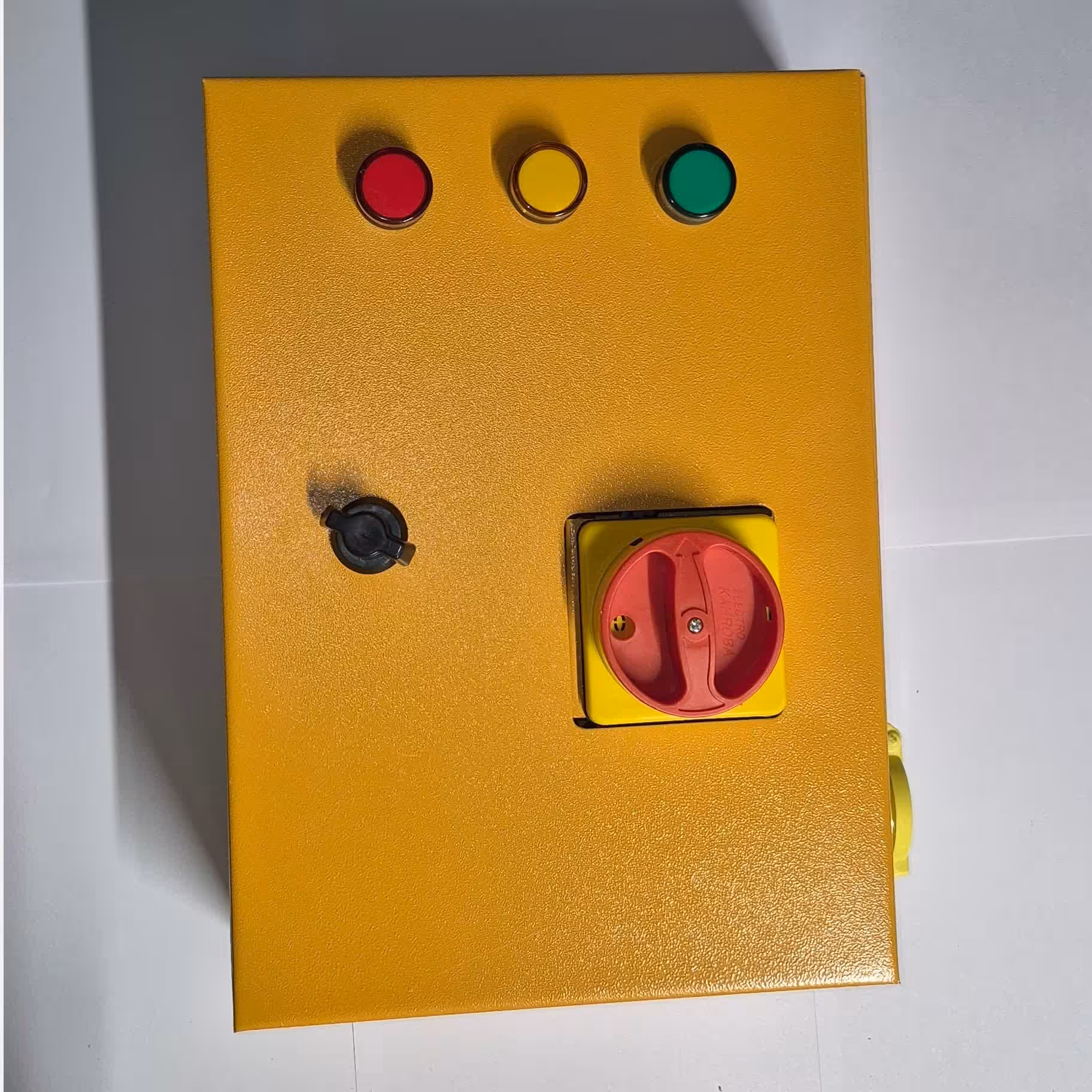 تابلو برق سه فاز  32 آمپر  ( موتور خانه آسانسور)  