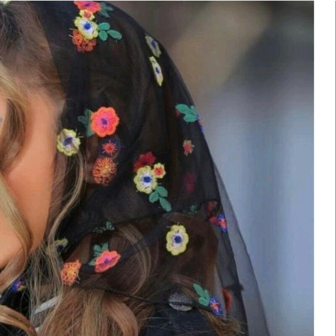 ارسال رایگان مینی اسکارف توری گل دوزی شده تک رنگ مشکی
