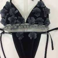 ست گلدار خاکستری روشن و تیره سایز بندی داره