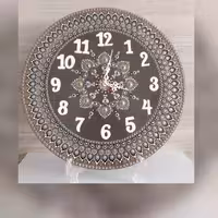 ساعت چوبی  نقطه کوبی شده