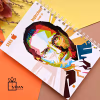 دفتر فیزیک طرح استیو جابز با جلد هارد وروکش سلفون براق همراه با چاپ اسم در قسمت بالای گوشه چپ جلد دفتر