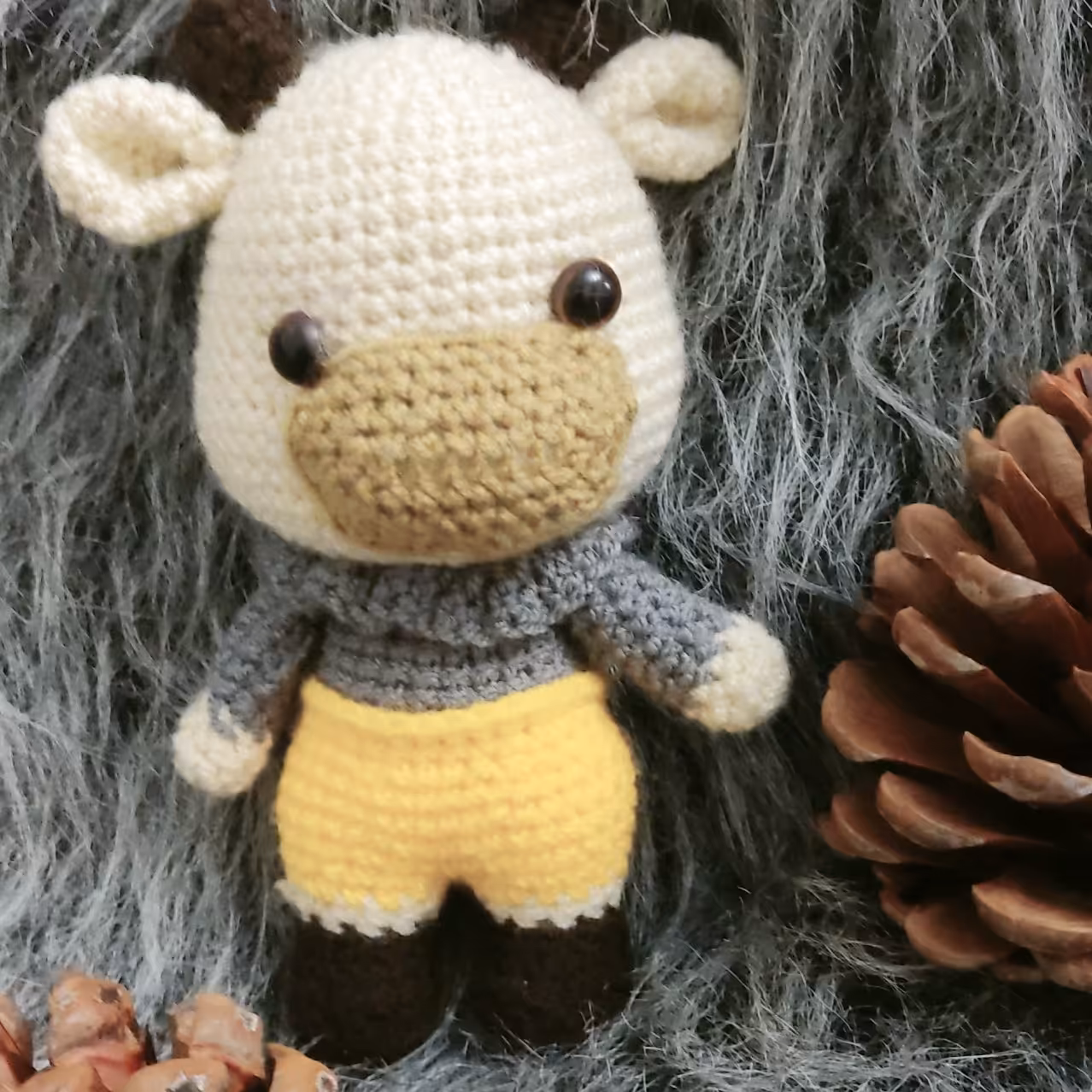 گاو قلاب بافی