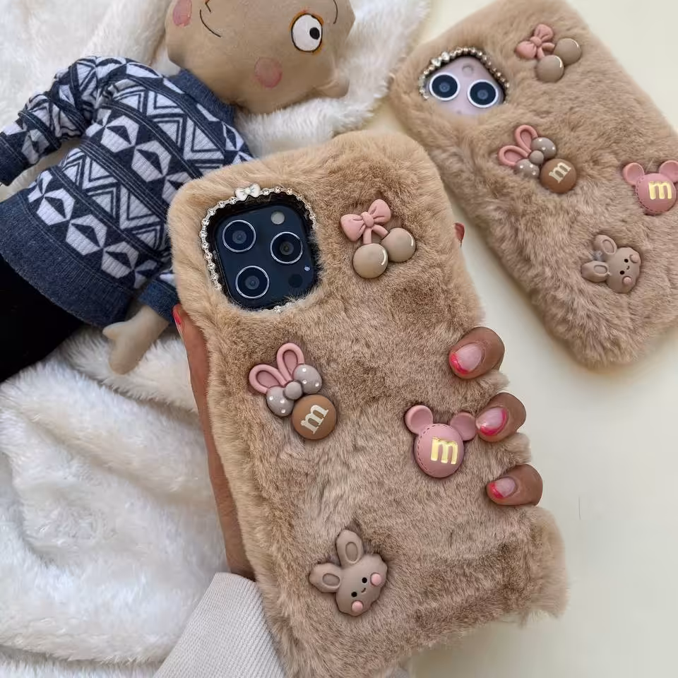 قاب پشمالو عروسکی برای آیفون 13 14 14pro 14 plus 14 promax