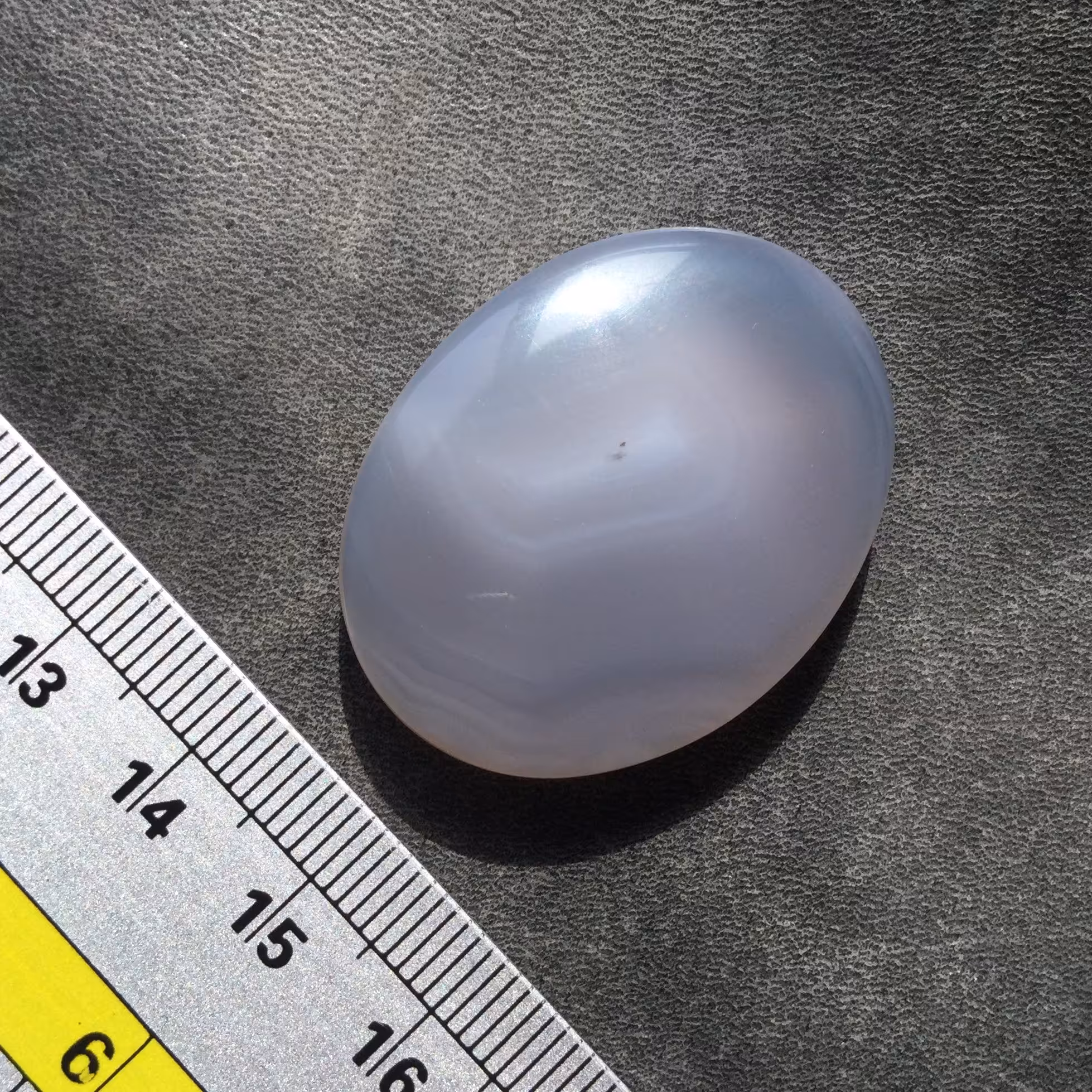 عقیق کبود طبیعی نسبتا درشت 