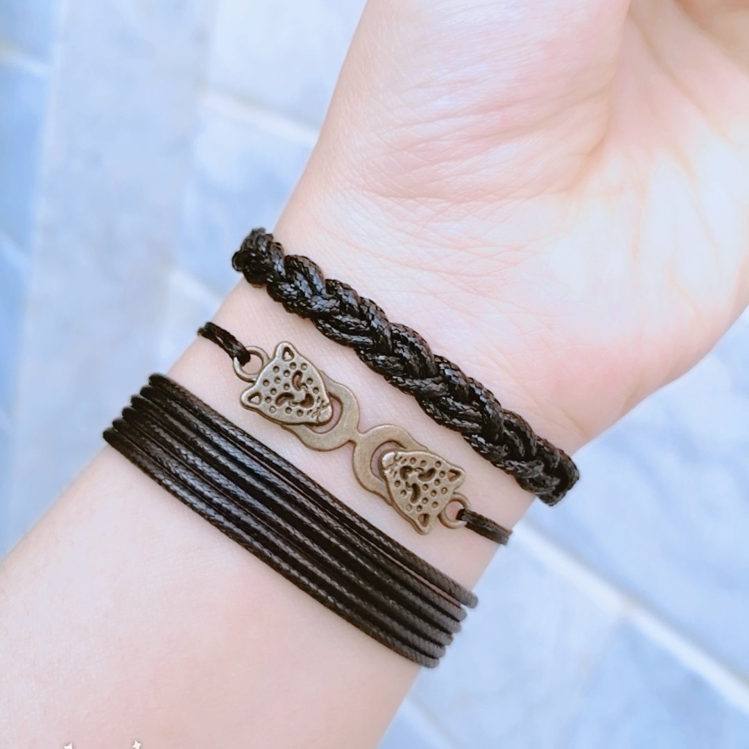  دستبند چرم اسپرت شیک نگاراا 