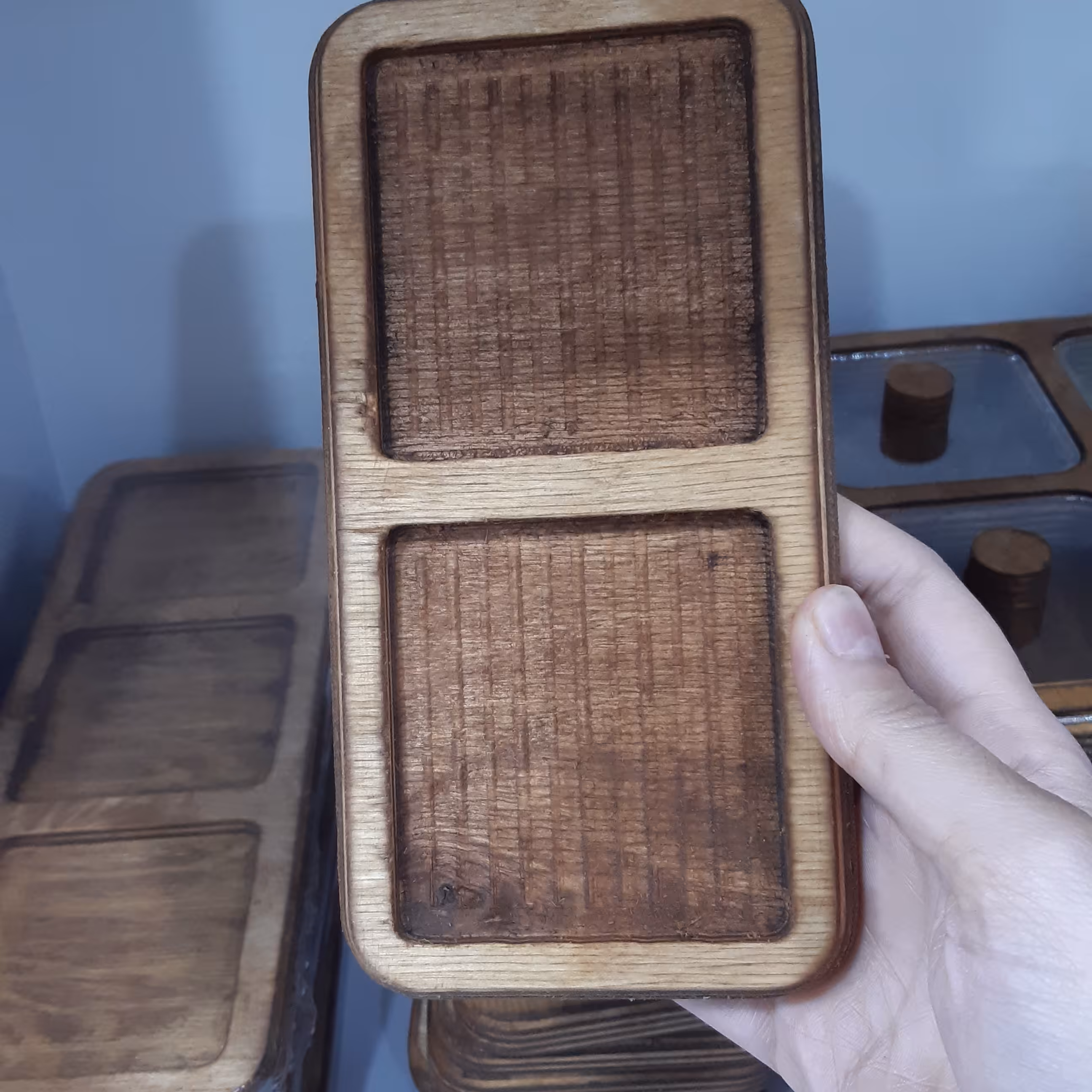 آردوخوری دوخونه چوبی