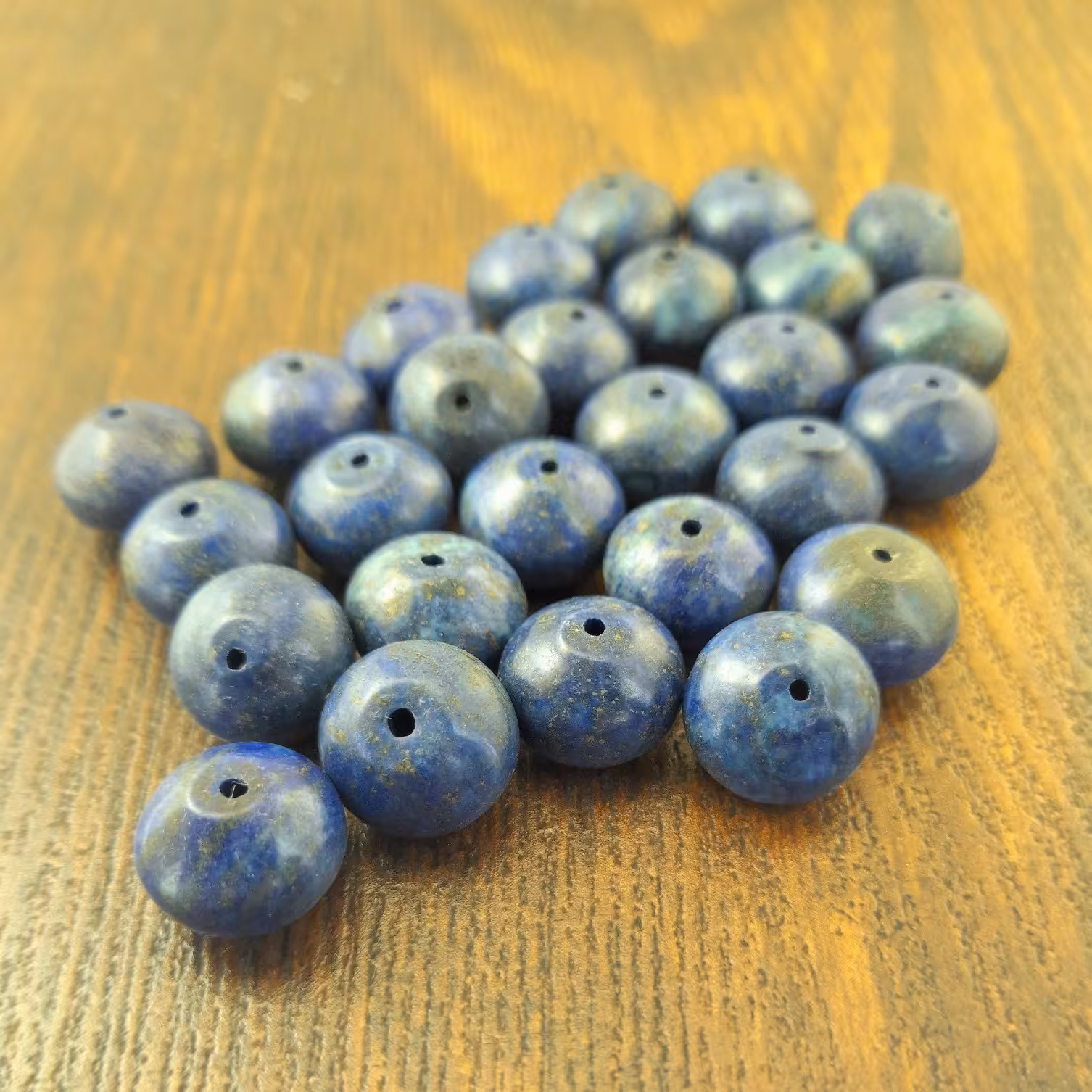 مهره گرد پخ سنگ لاجورد افغانستان