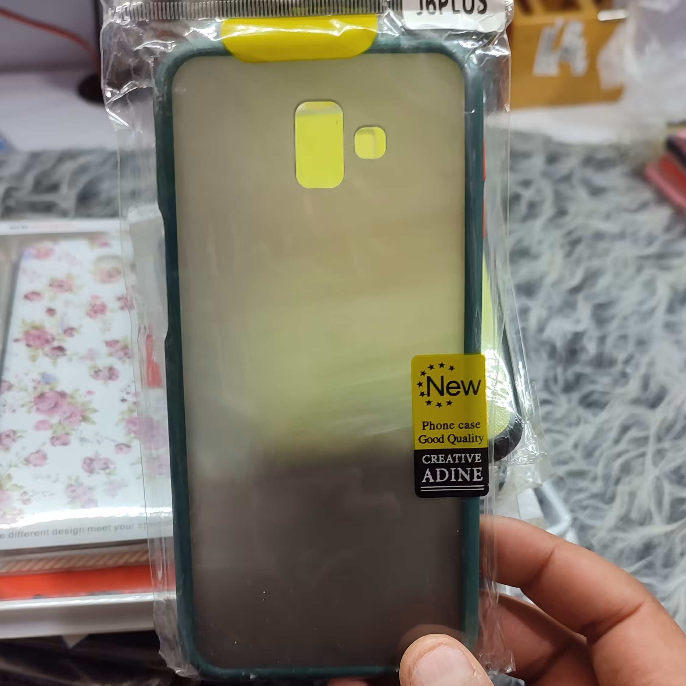 گارد  SAMSUNG J6 PLUS چهار