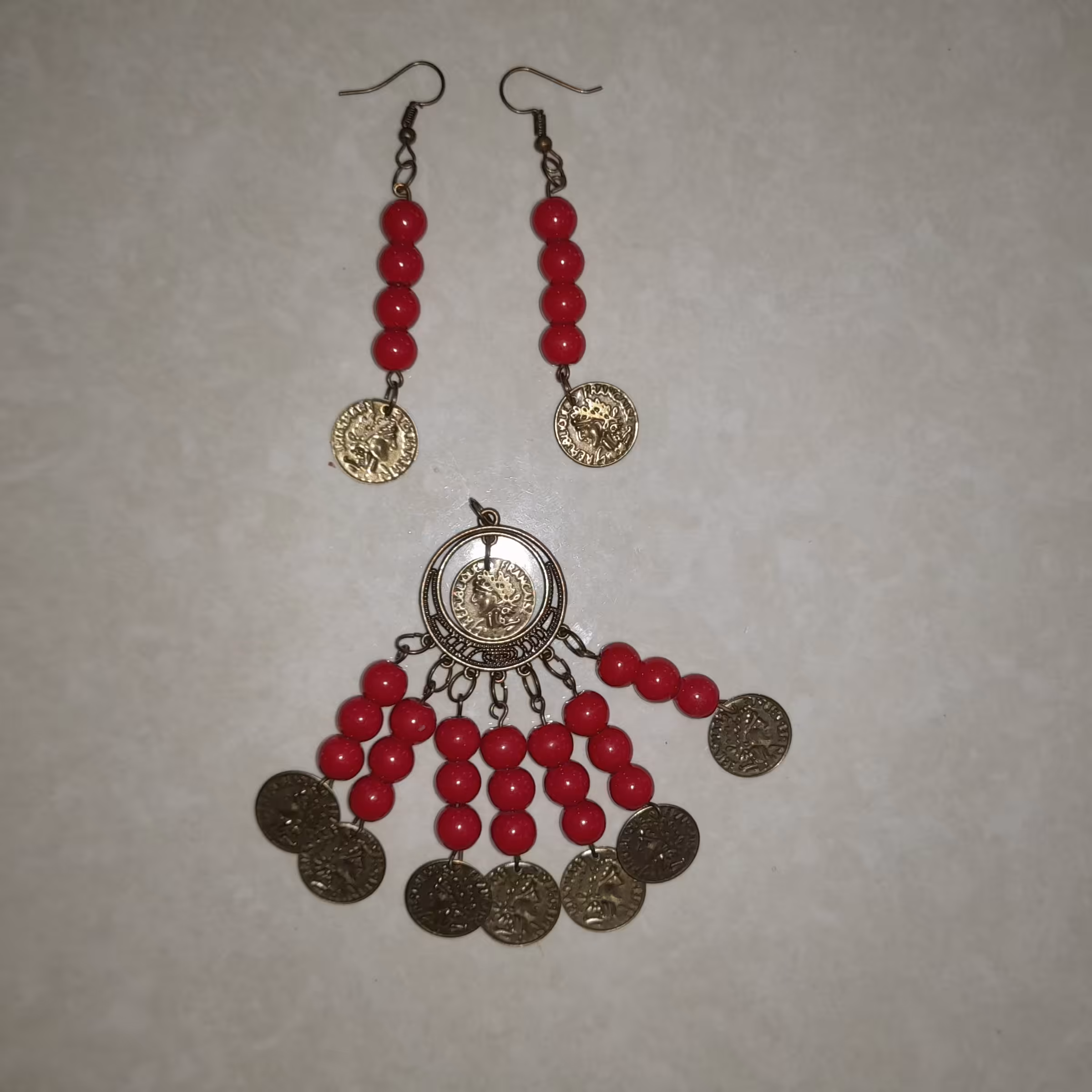 ست آویز لباس و گوشواره اناری شب یلدا