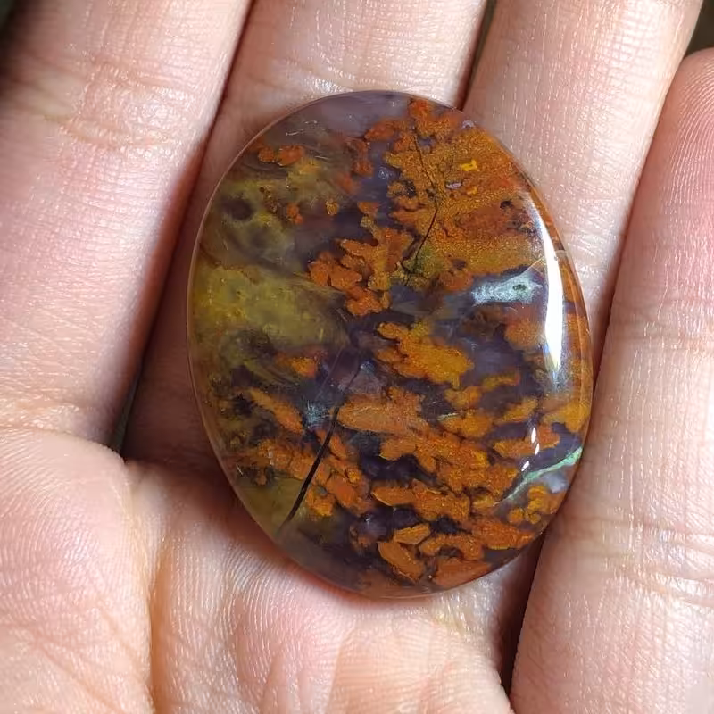 نگین شجر شکوفه پاییزی با رنگ  طرحی زیبای پاییزی با تراش بیضی کد 105