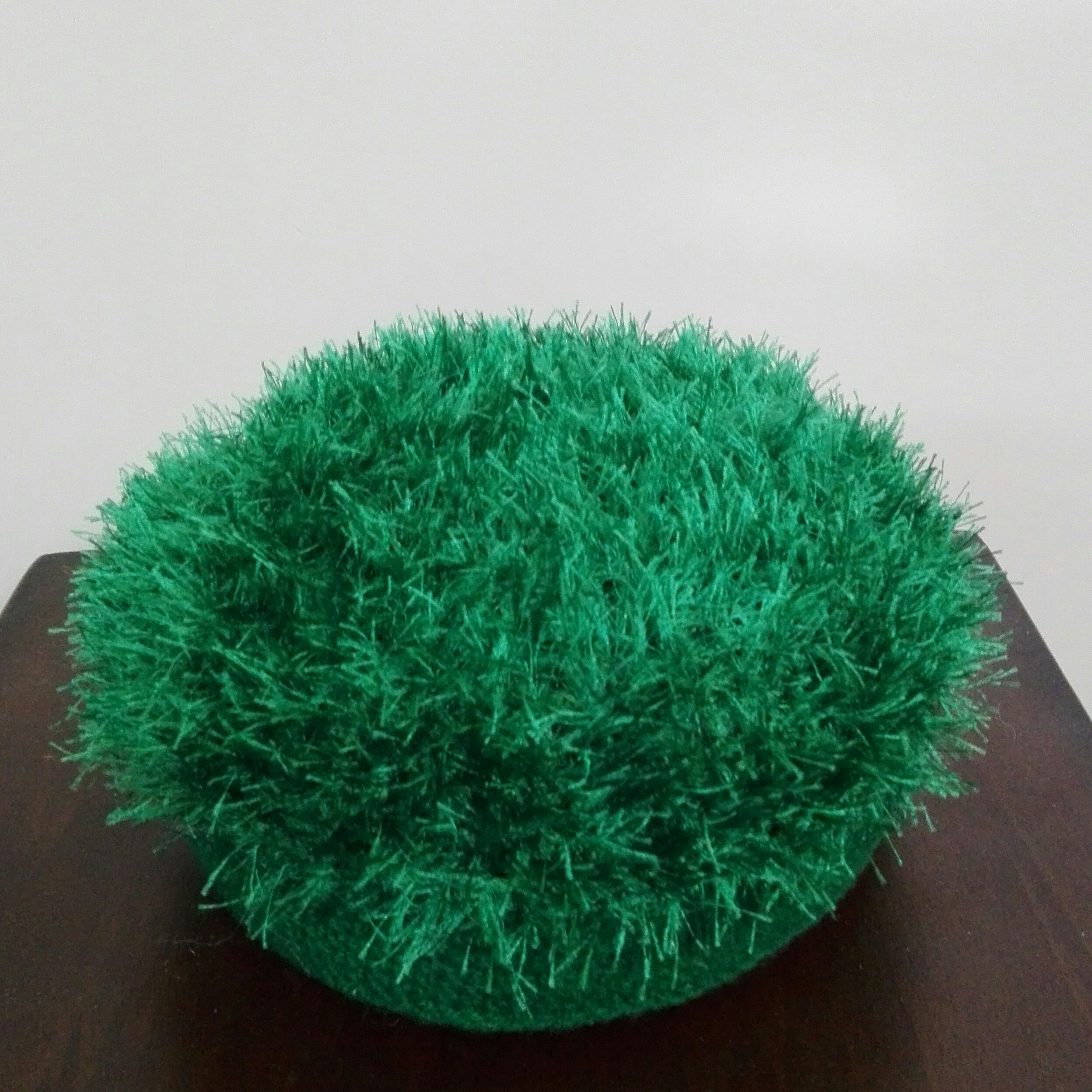 سبزه بافتنی سایز متوسط قطر 13سانت تو پر زیبا و ماندگار مناسب عید و هدیه دادن  114گرم