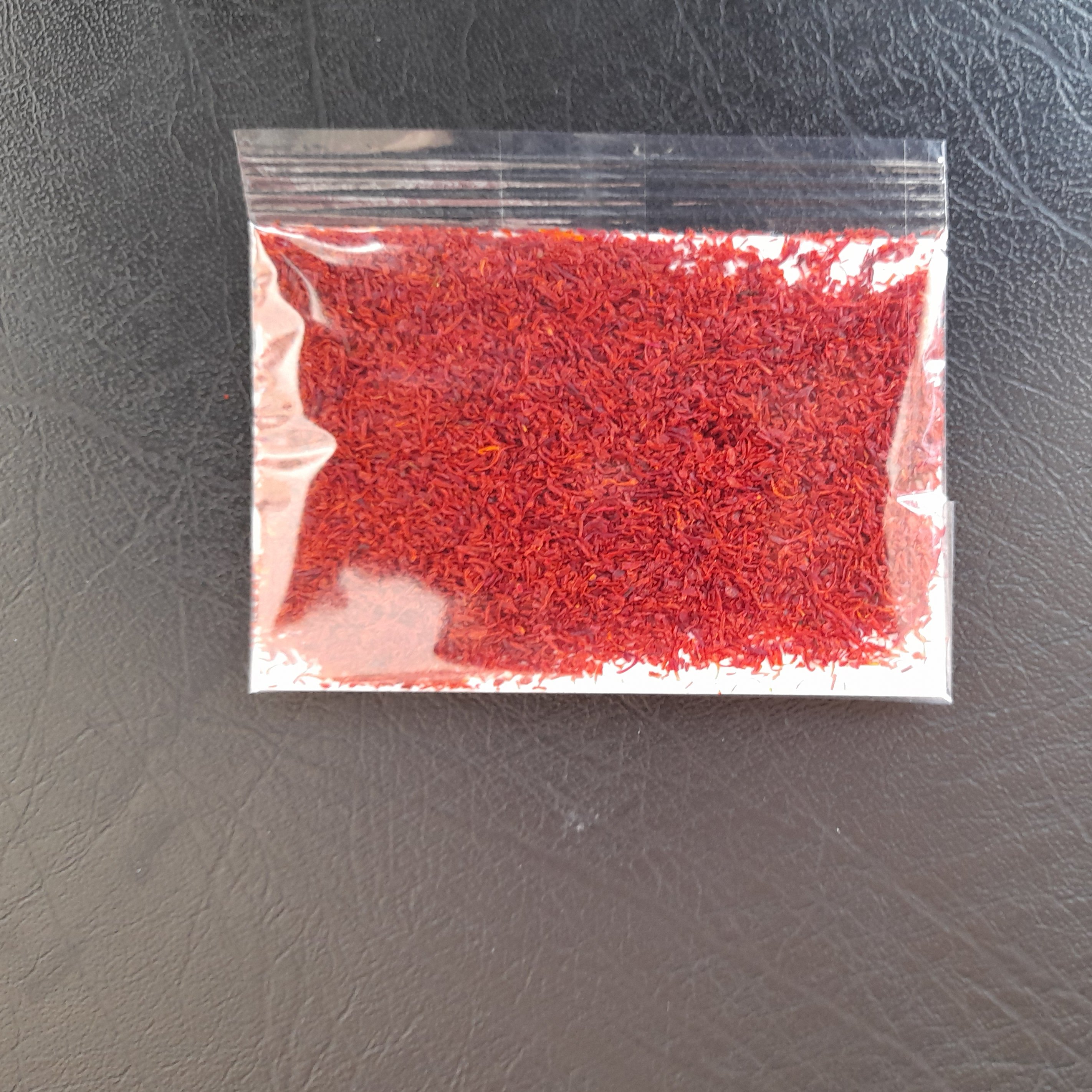 زعفران نرمه (نیم مثقالی)