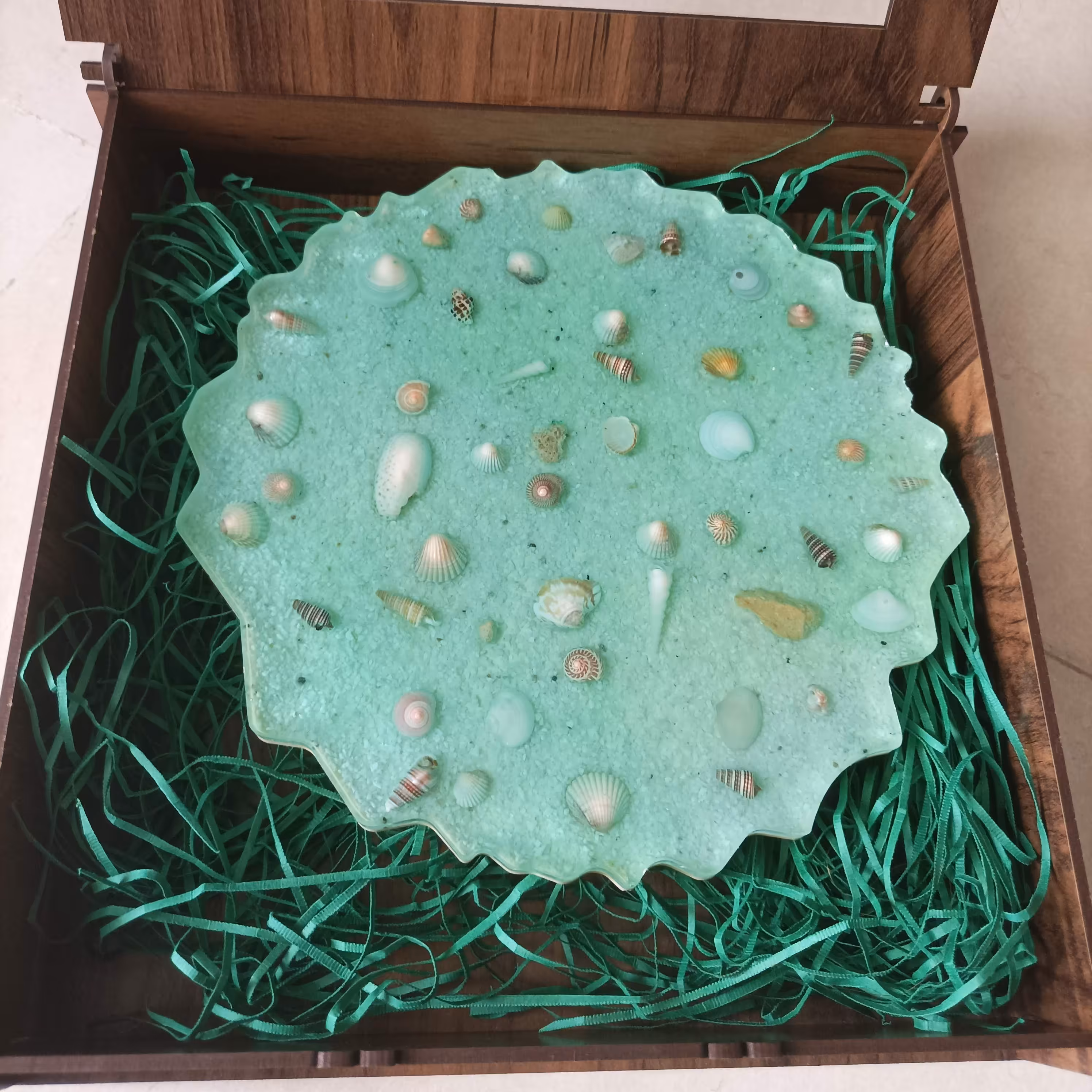 تابلو رزین طرح اقیانوس کاملا شفاف همراه با جعبه