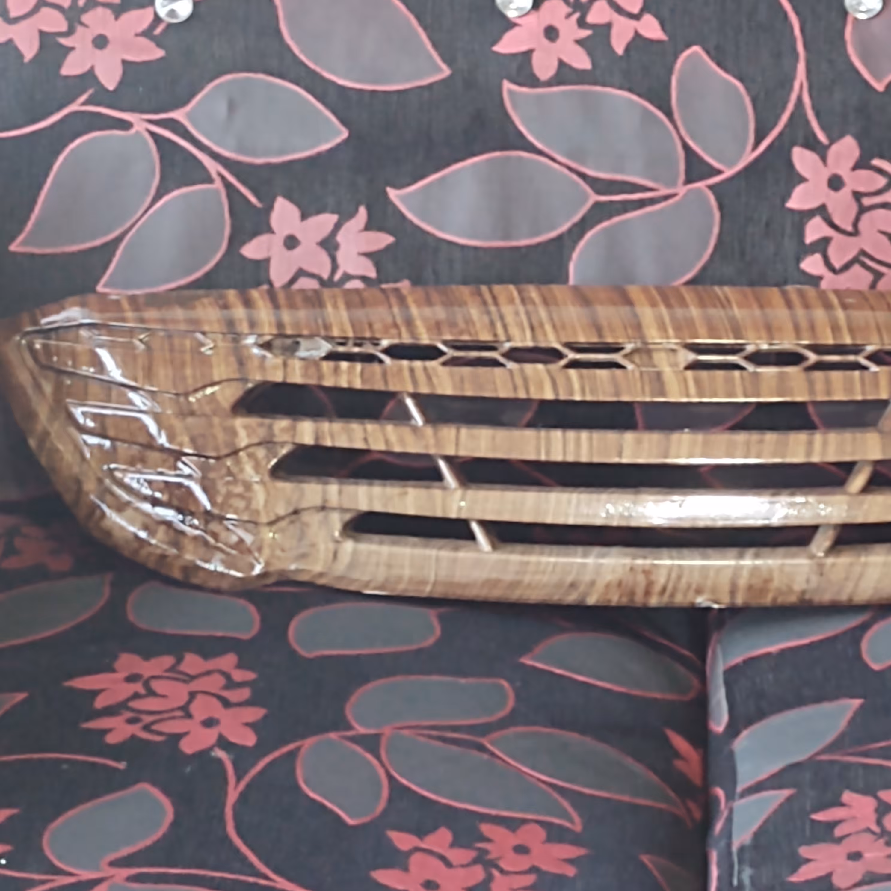 جلو پنجره تیبا طرح سوناتایی ( ارسال رایگان)