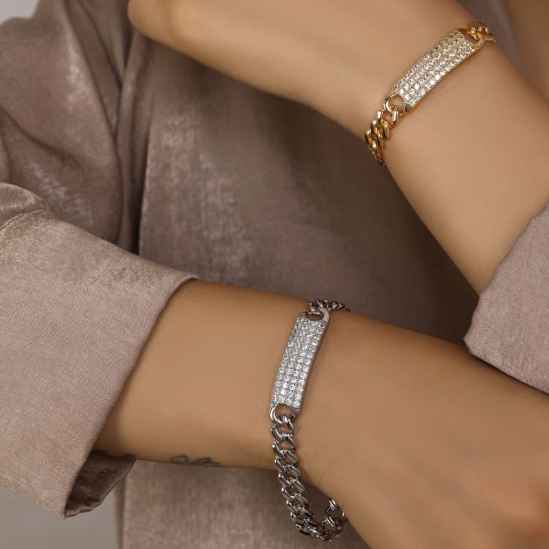 دستبندطرح طلا رنگ ثابت( برای دیدن طرح های دیگر  این محصول ورق بزنید )