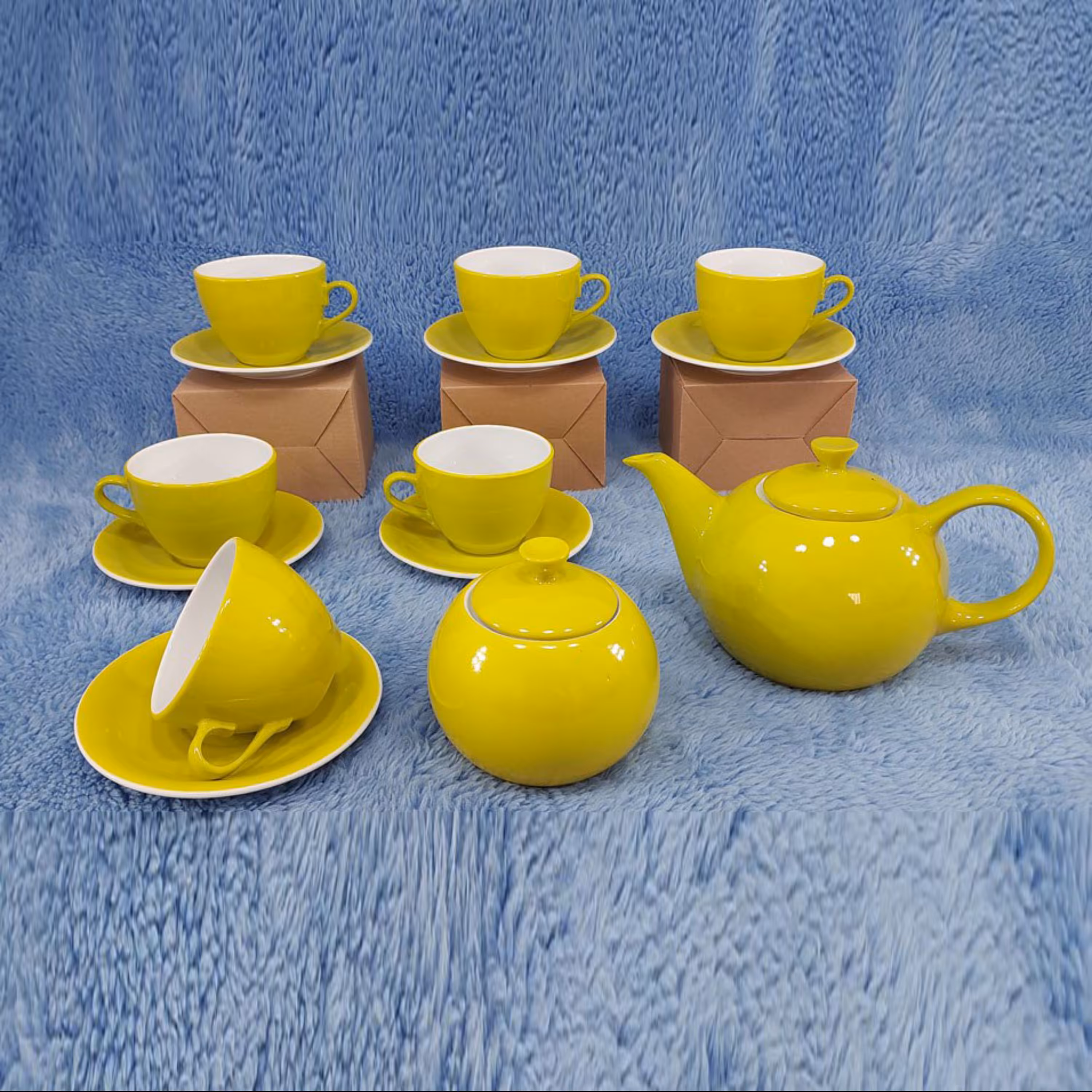 ست 16 پارچه چای خوری لیمویی چینی مقصود با بسته بندی بسیار شیک