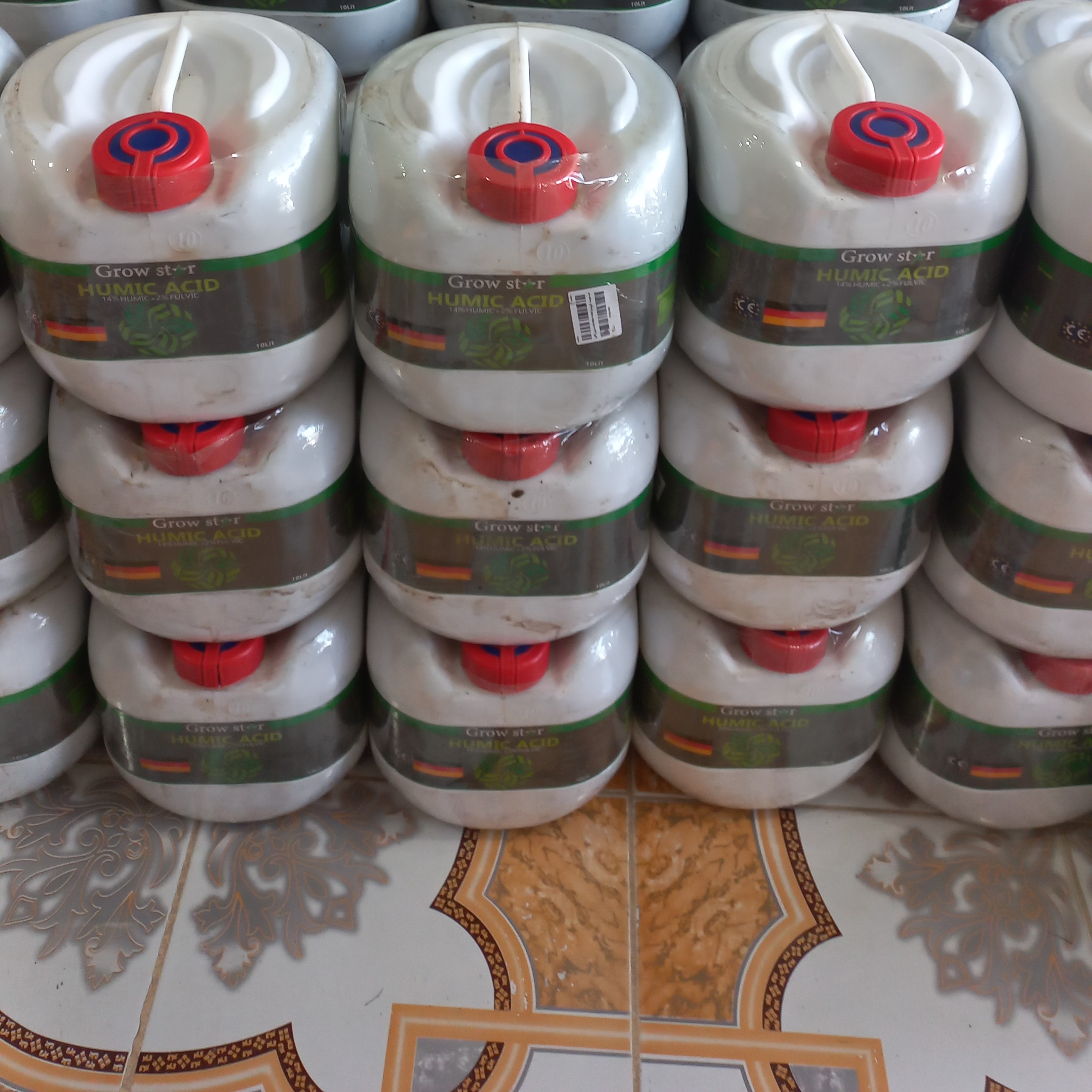 اسید هیومیک گرواستار