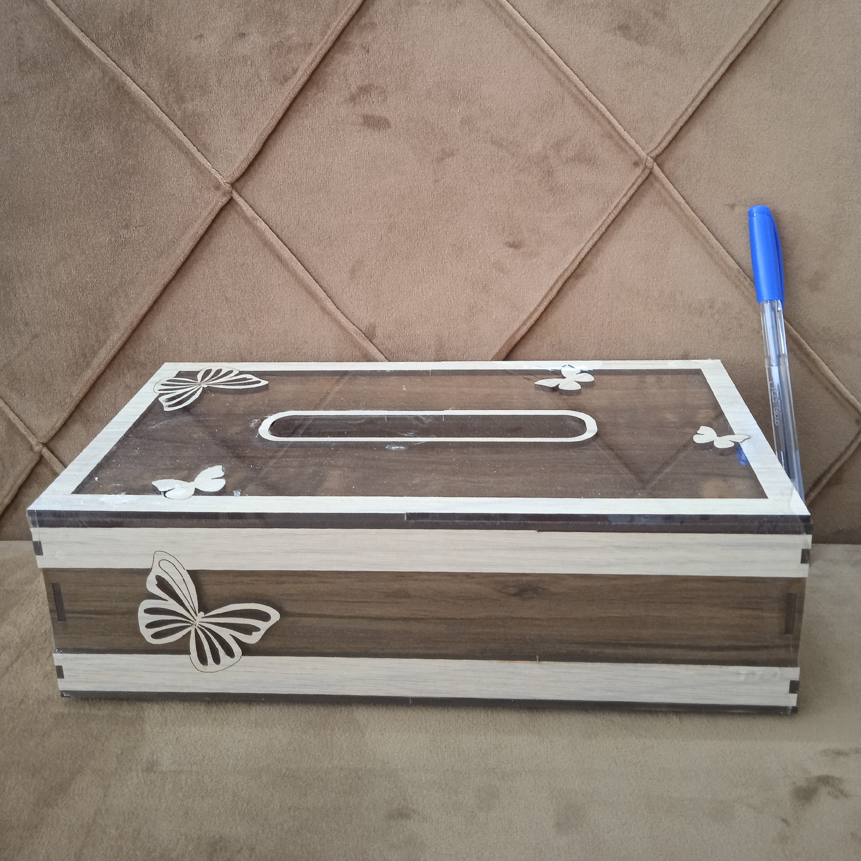 جا دستمال کاغذی چوبی پروانه ای