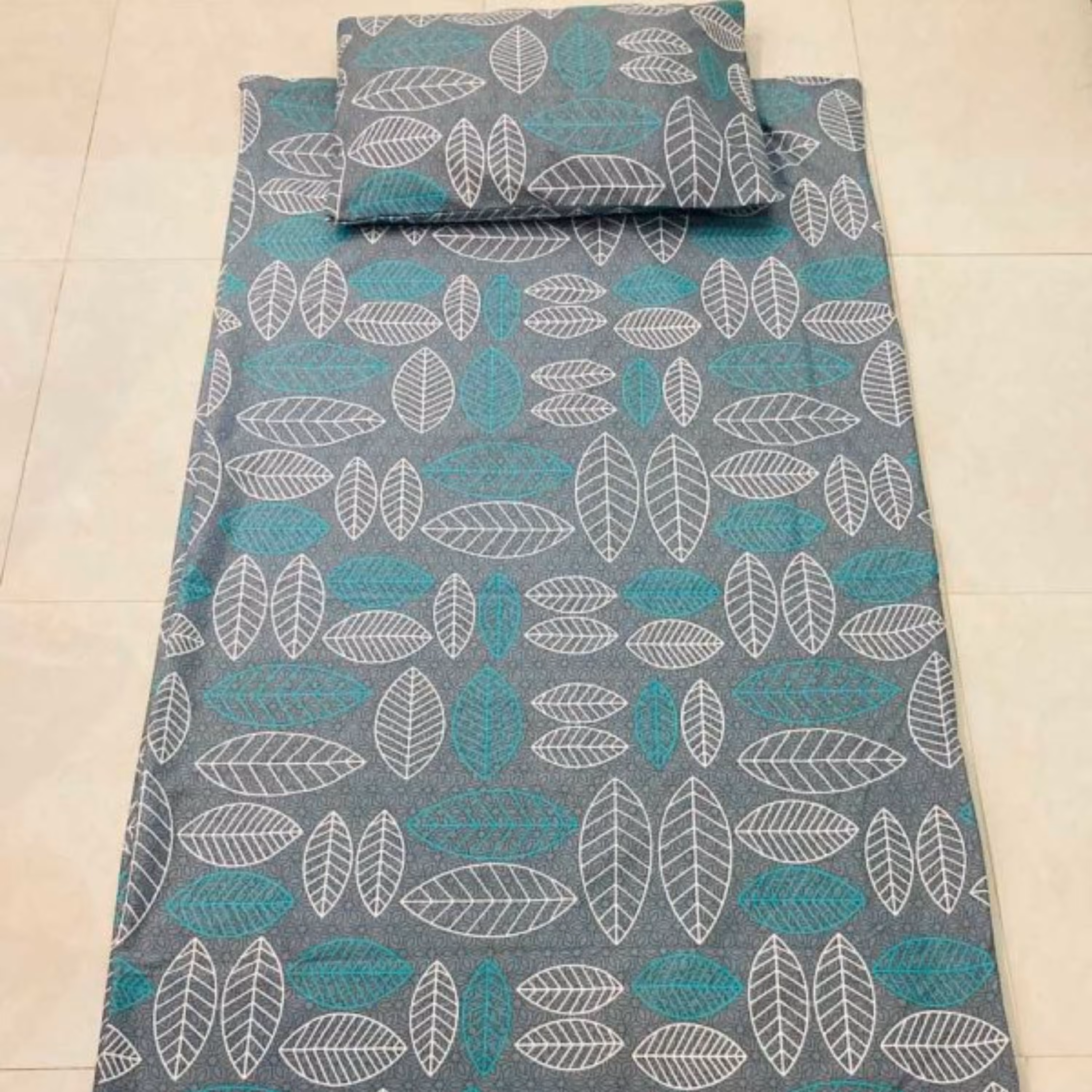 کاور زیپ دار تشک مهمان طرح ماکااو(رنگ سبز)