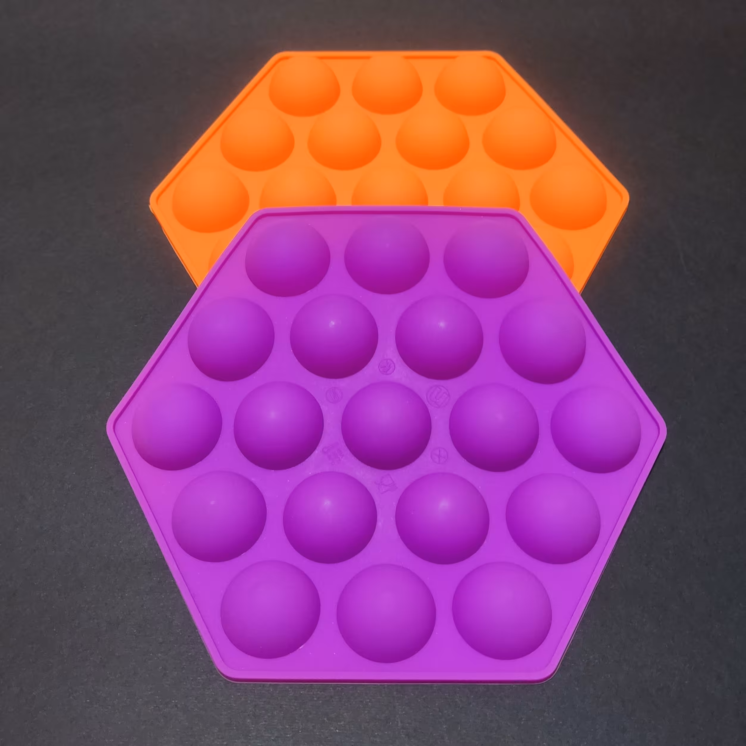 قالب سیلیکونی گوی کوچک ابعاد 17×19 وزن 57 گرم 