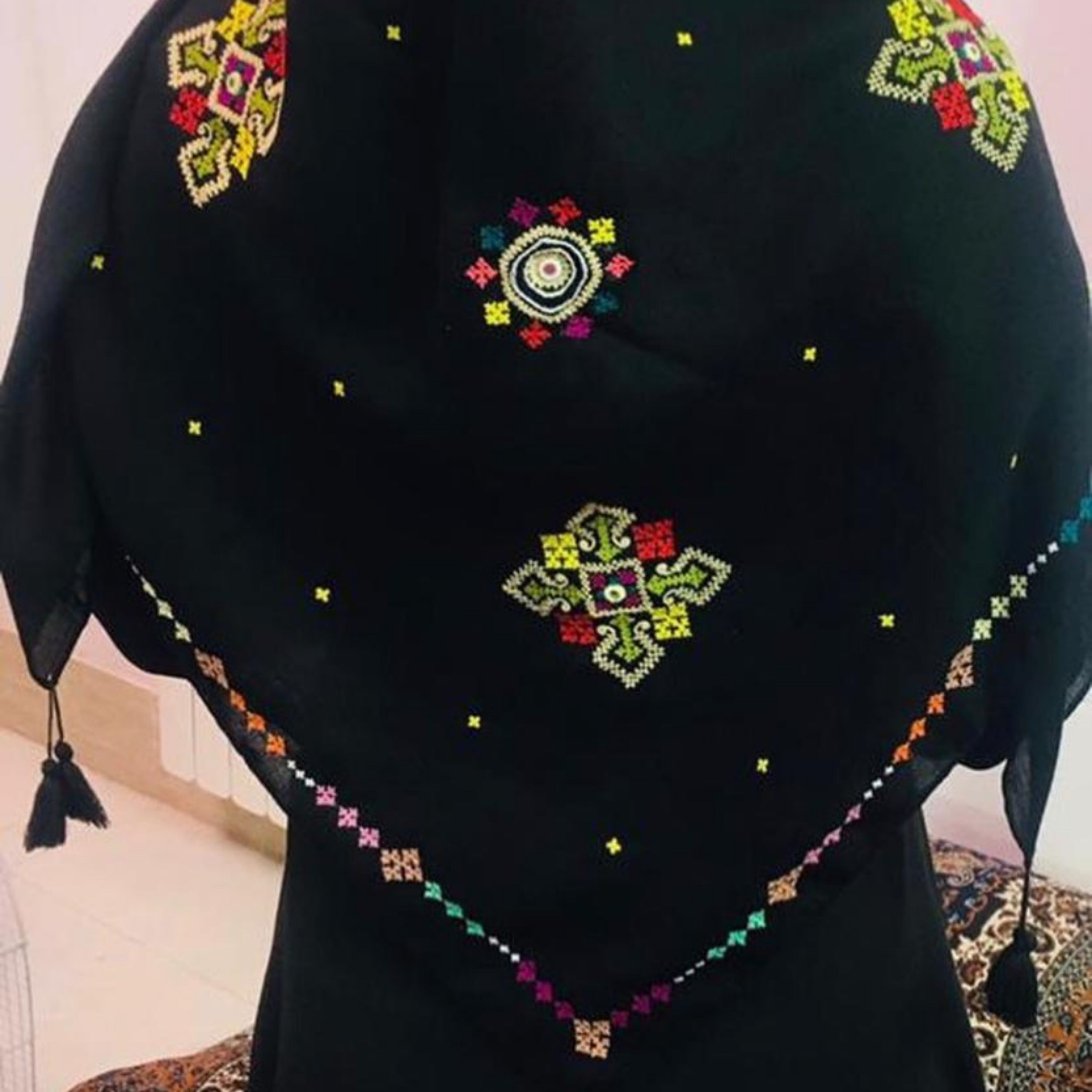 روسری زنانه سوزن دوزی KS0304 غرفه ملک خورشید