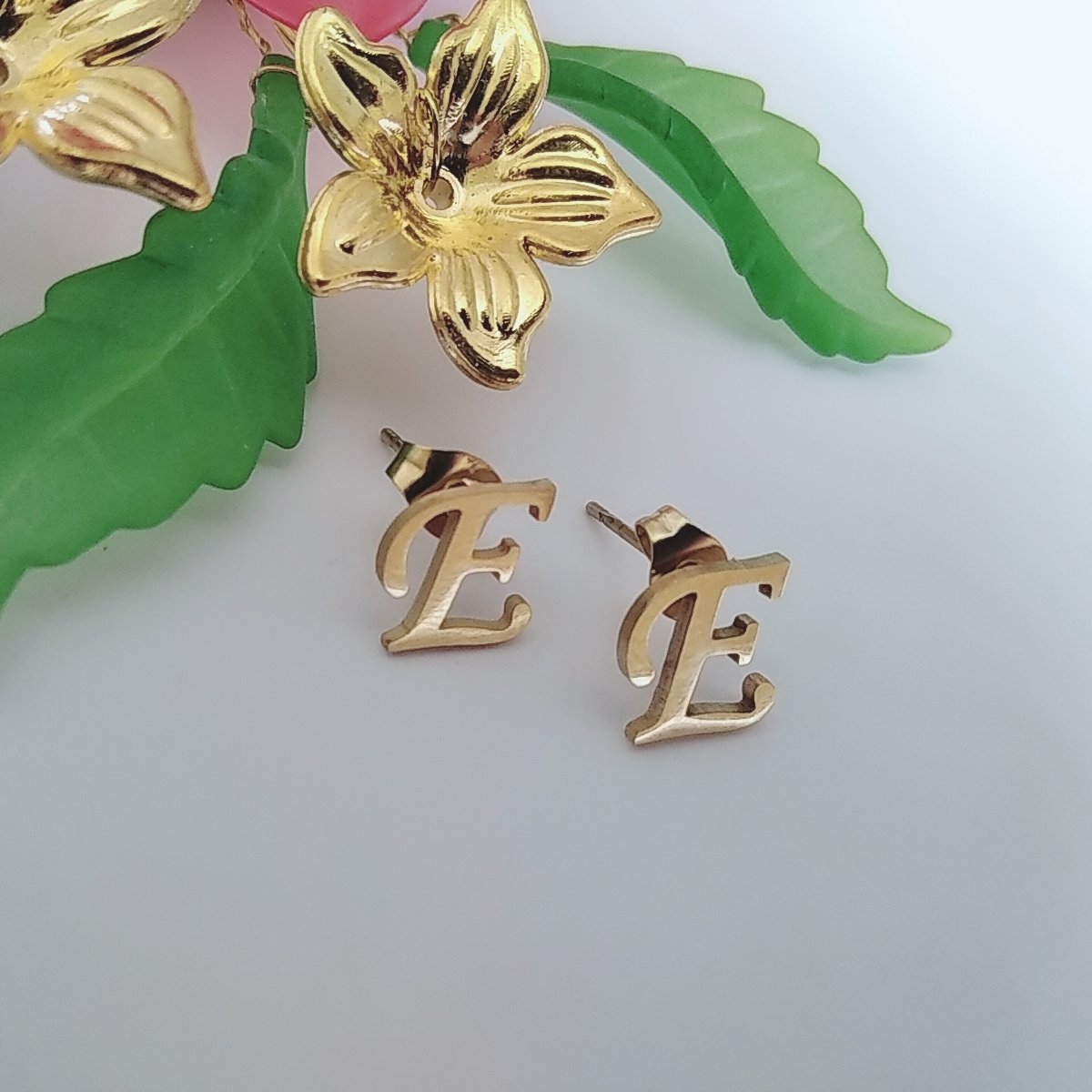 گوشواره استیل حرف E