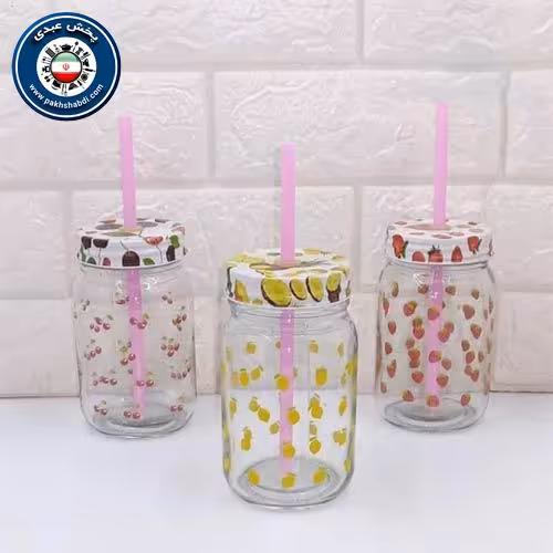 لیوان اسموتی نی دار طرح دار