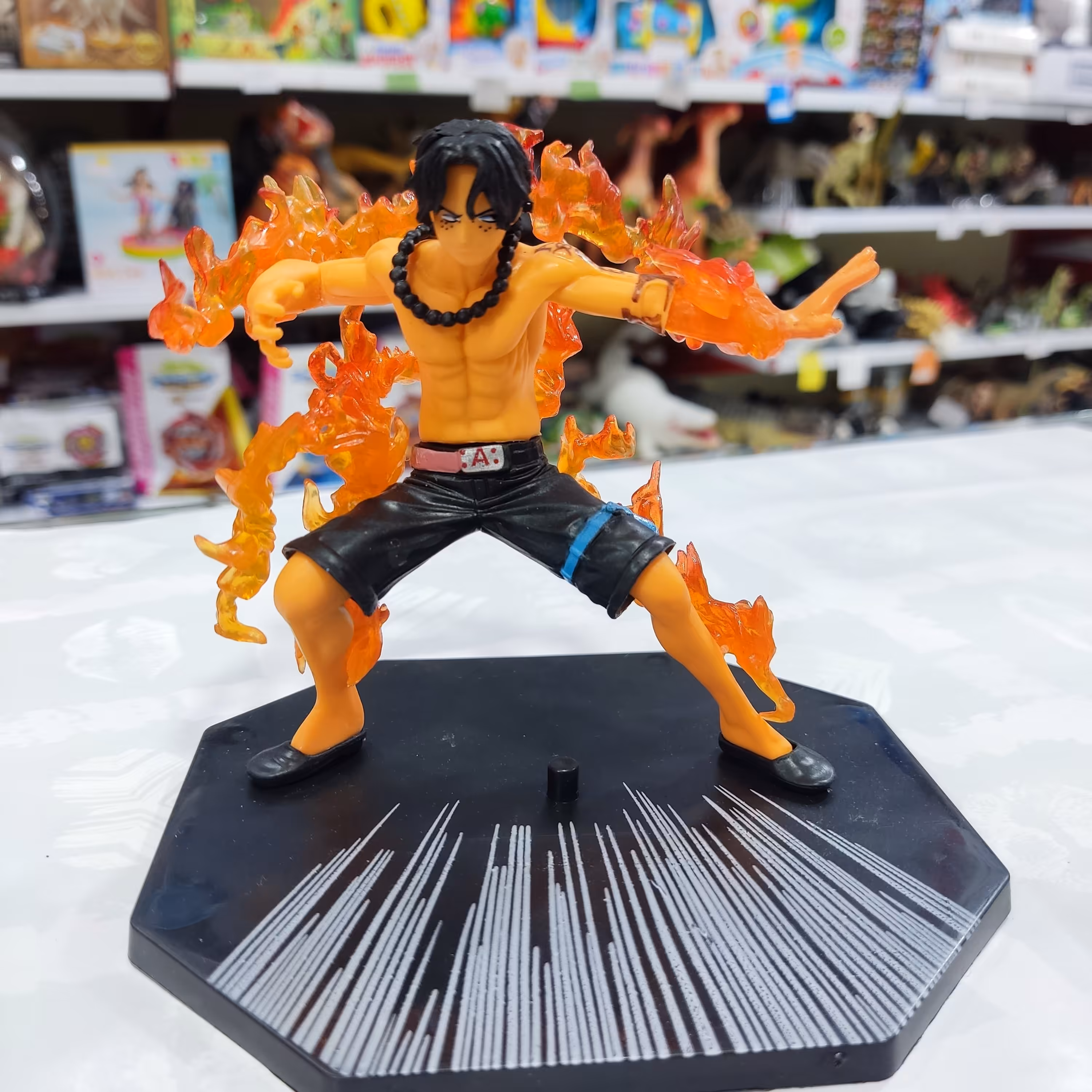 فیگور انیمه وان پیس کیفیت و جزئیات عالی 5