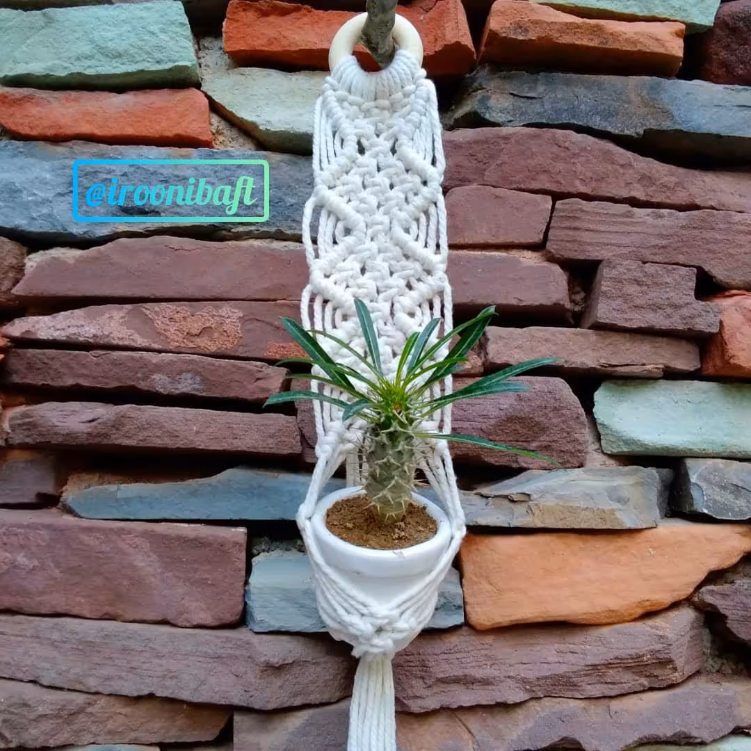 آویز گلدان جاگلدونی نقلی مکرومه