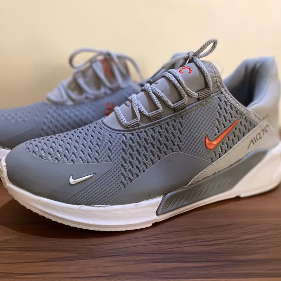 کفش مردانه شیک جوان پسند و بسیار راحت