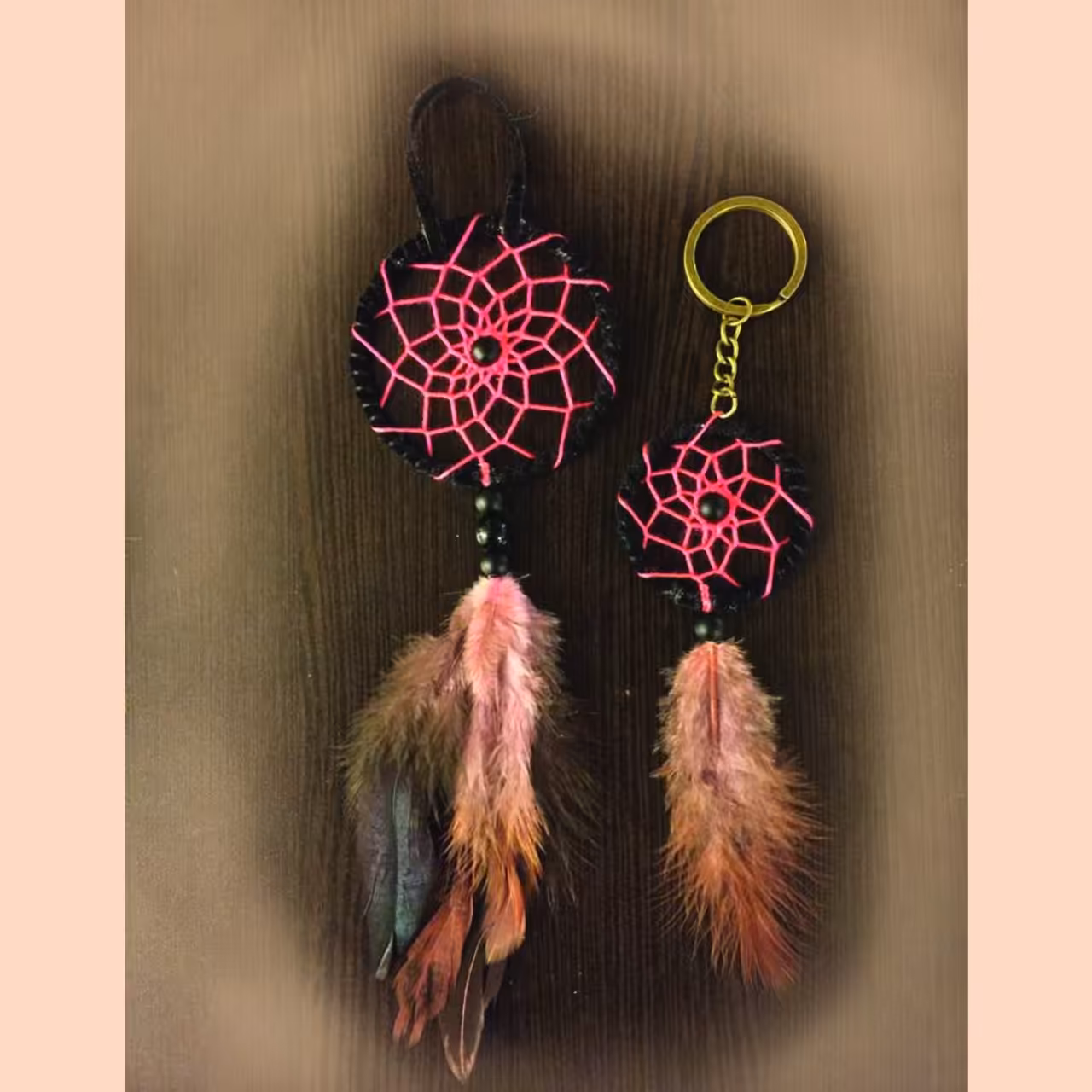 ست جاسوئیچی و آویز آینه ماشین کد 010