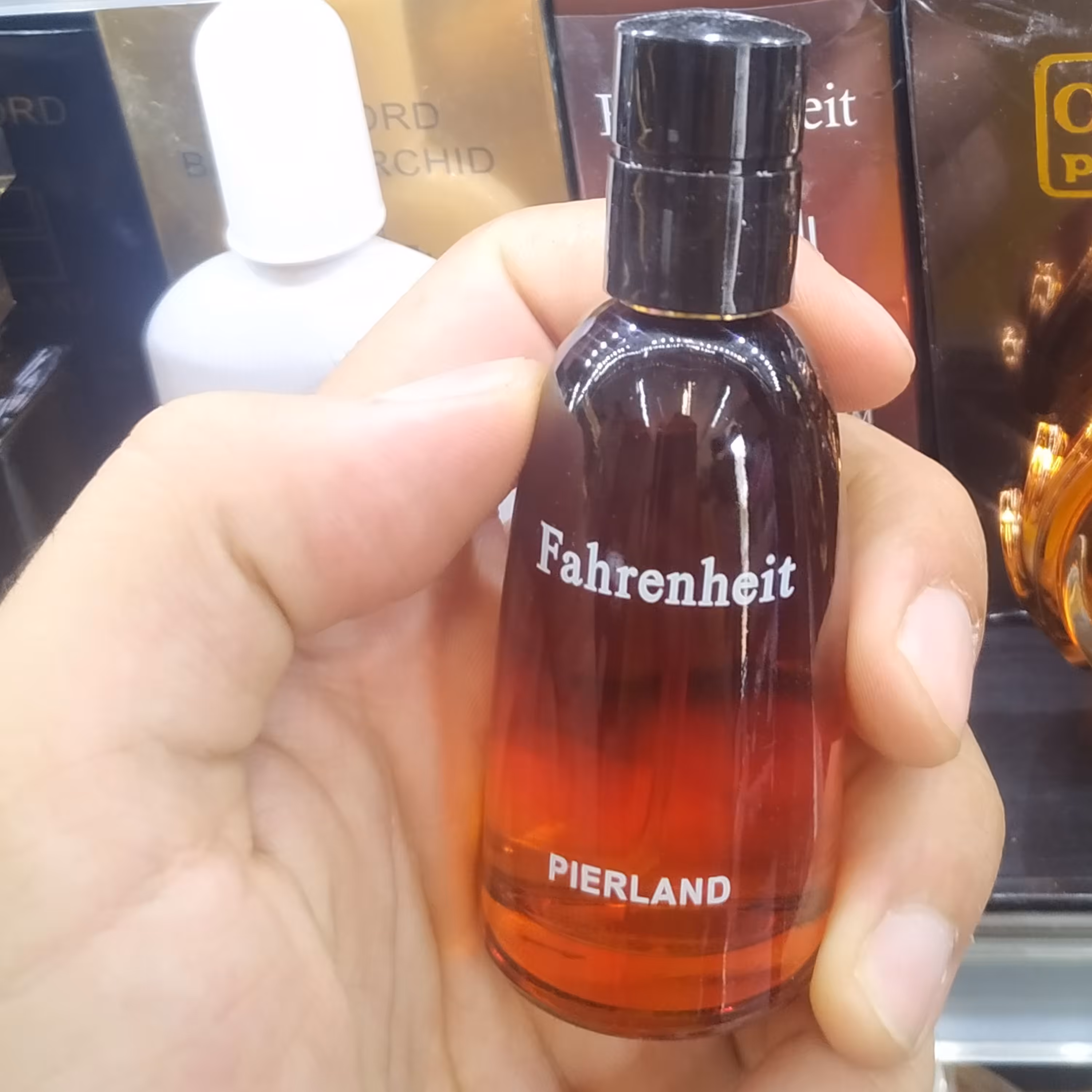 ادکلن مینیاتوری مردانه پیرلند با رایحه فارنهایت (ادکلن مینیاتوری فارنهایت)