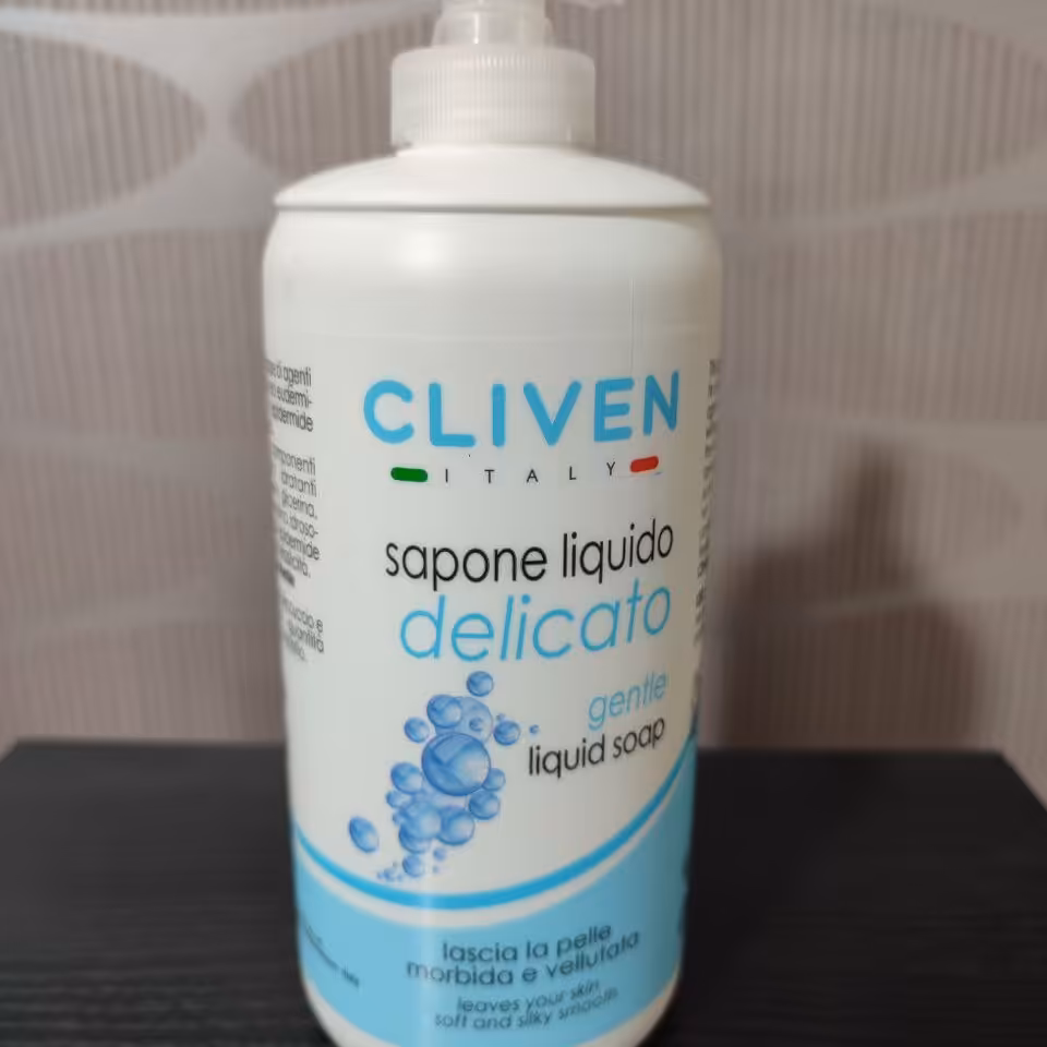 صابون مایع ضد جوش