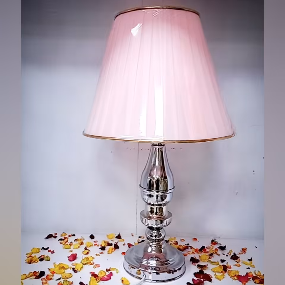 آباژور رو میزی عالی