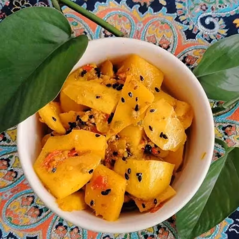 ترشی انبه زعفرانی