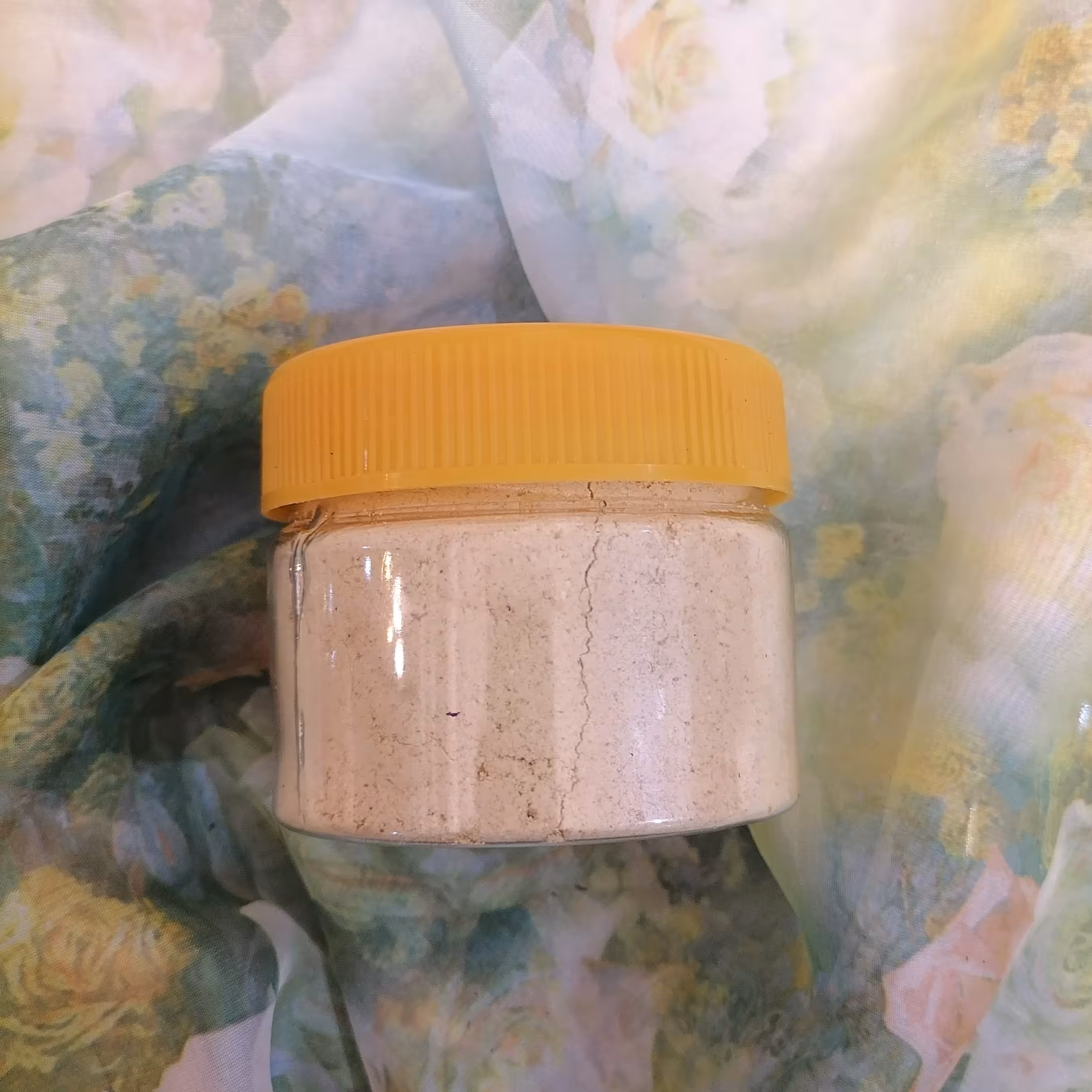 پودر زنجبیل خالص که خودمون آسیاب کردیم 