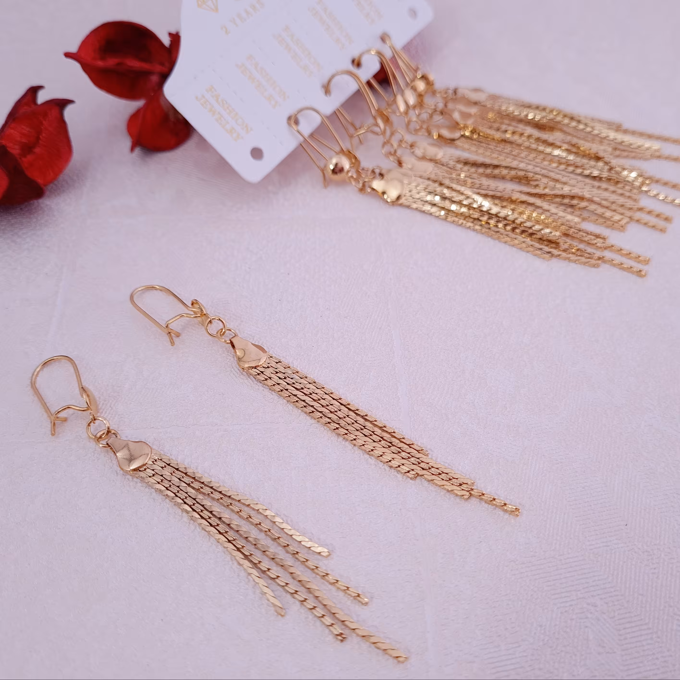 گوشواره آبشاری