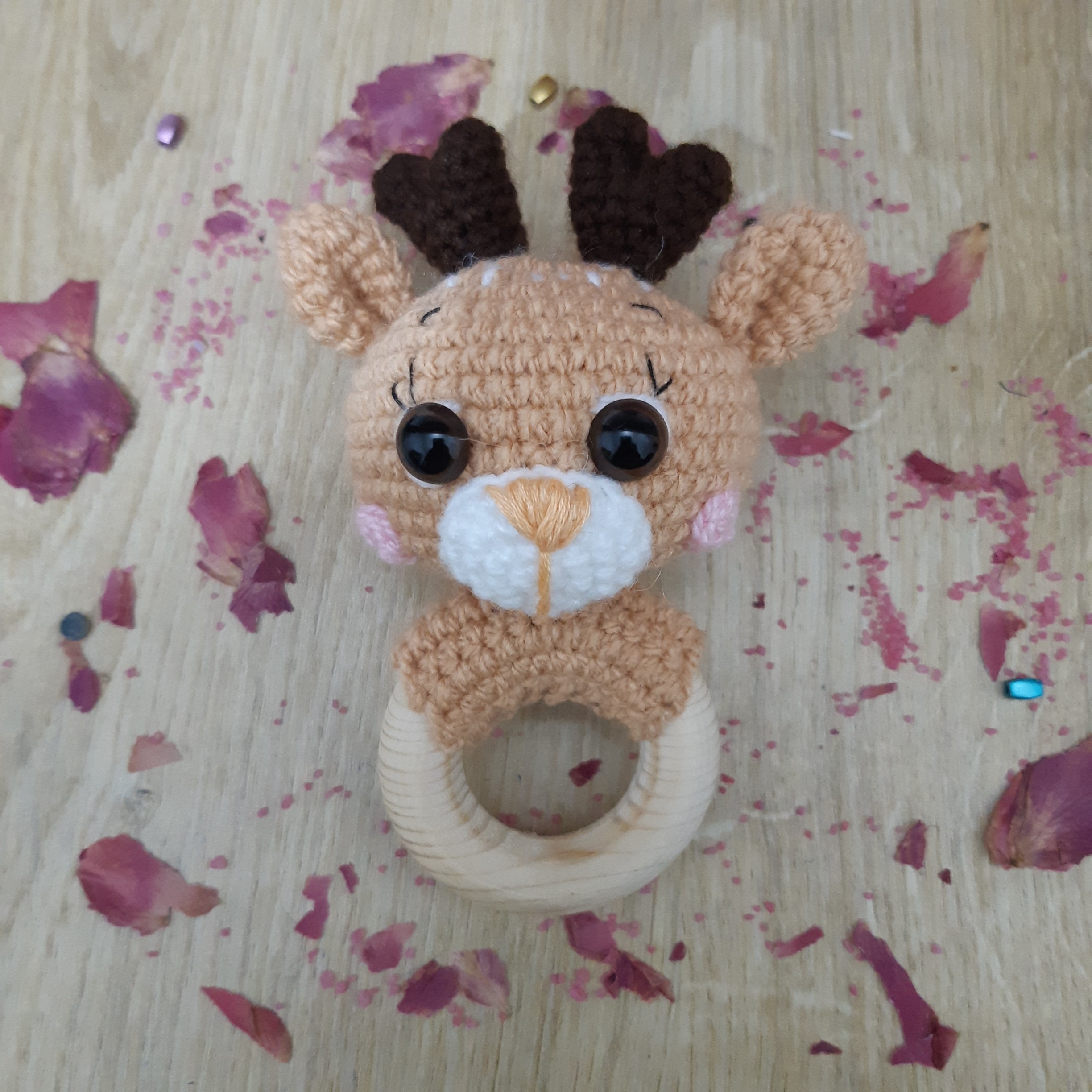 جغجغه بافتنی گوزن با قطر 5 سانتی متر