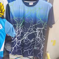 پیراهن و شورت ورزشی با کیفیت طرح جدید