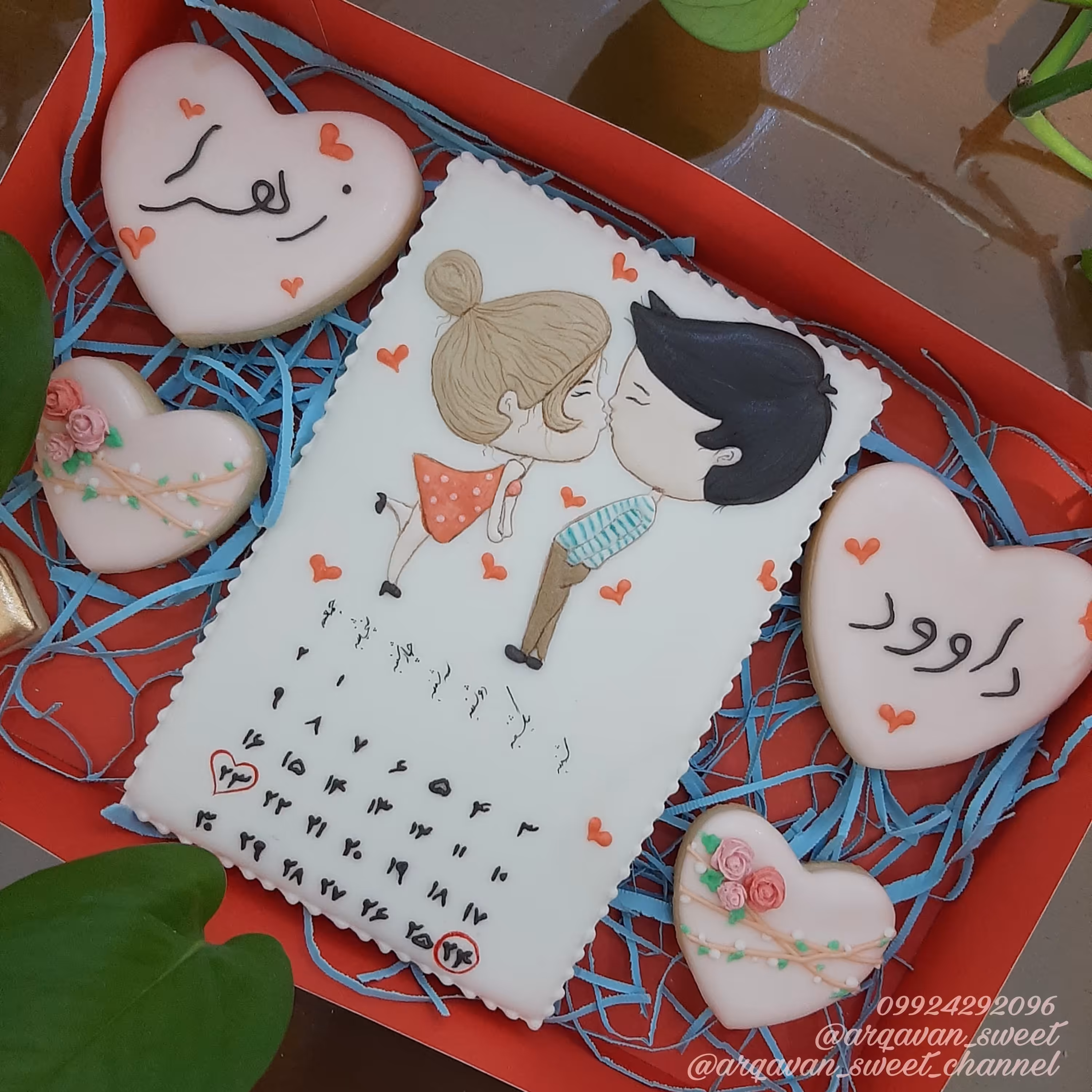 کوکی دکوراتیو (رویال آیسینگ) طرح تقویم عاشقانه مناسب تولد