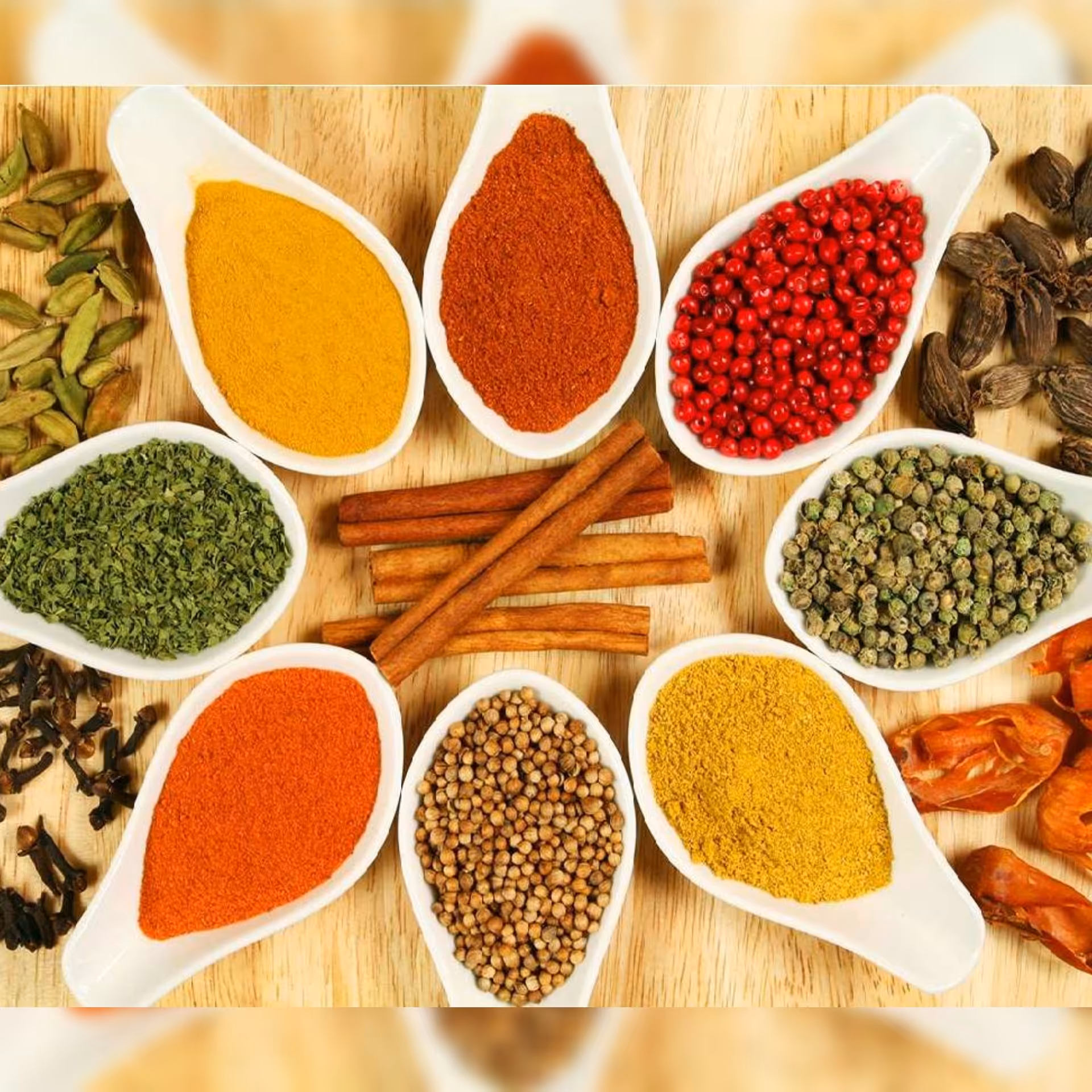 ادویه کاری اعلا (140گرمی)