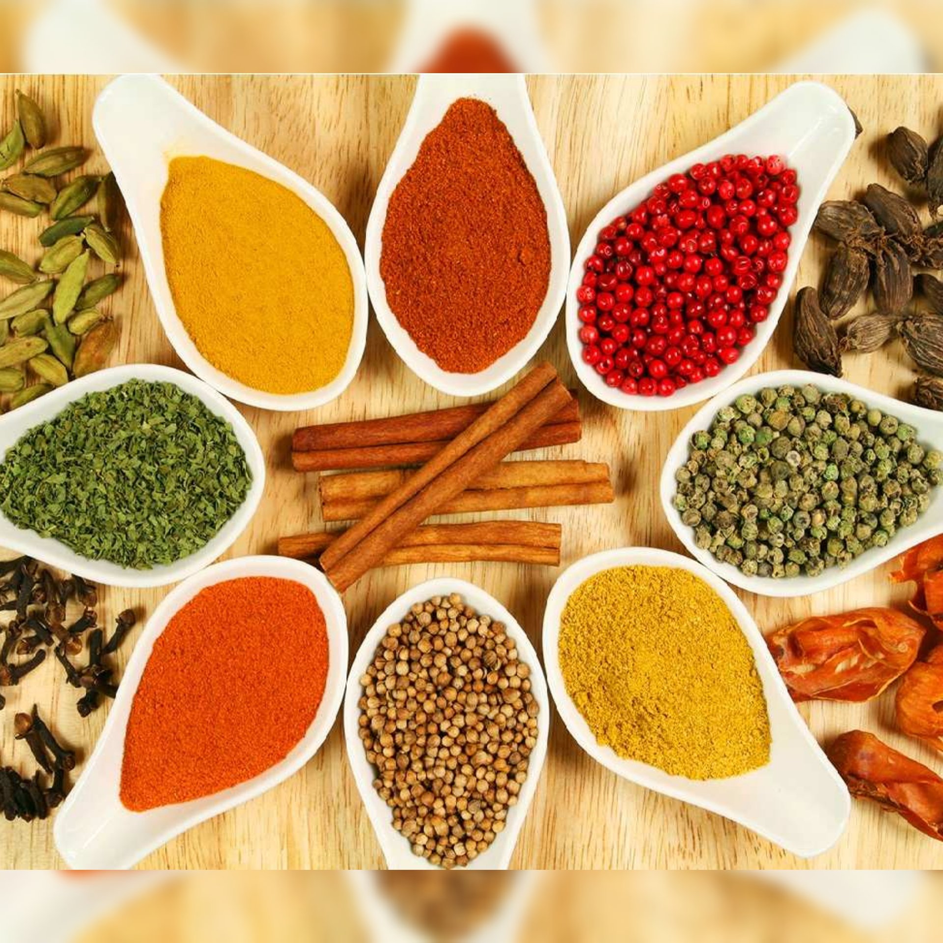 ادویه کاری اعلا (140گرمی)