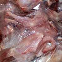 جوجه محلی تمیز شده آماده طبخ 
