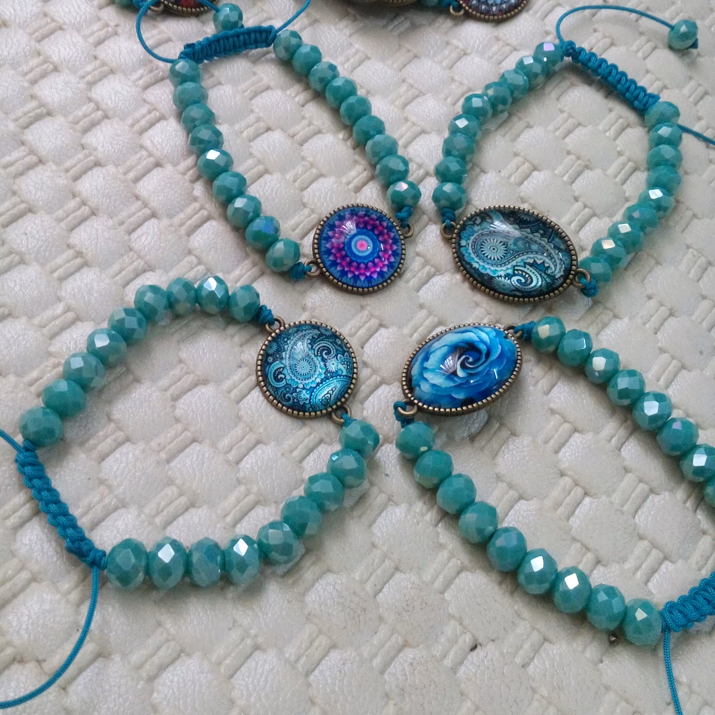 پک ده تایی دستبند کریستالی رزینی