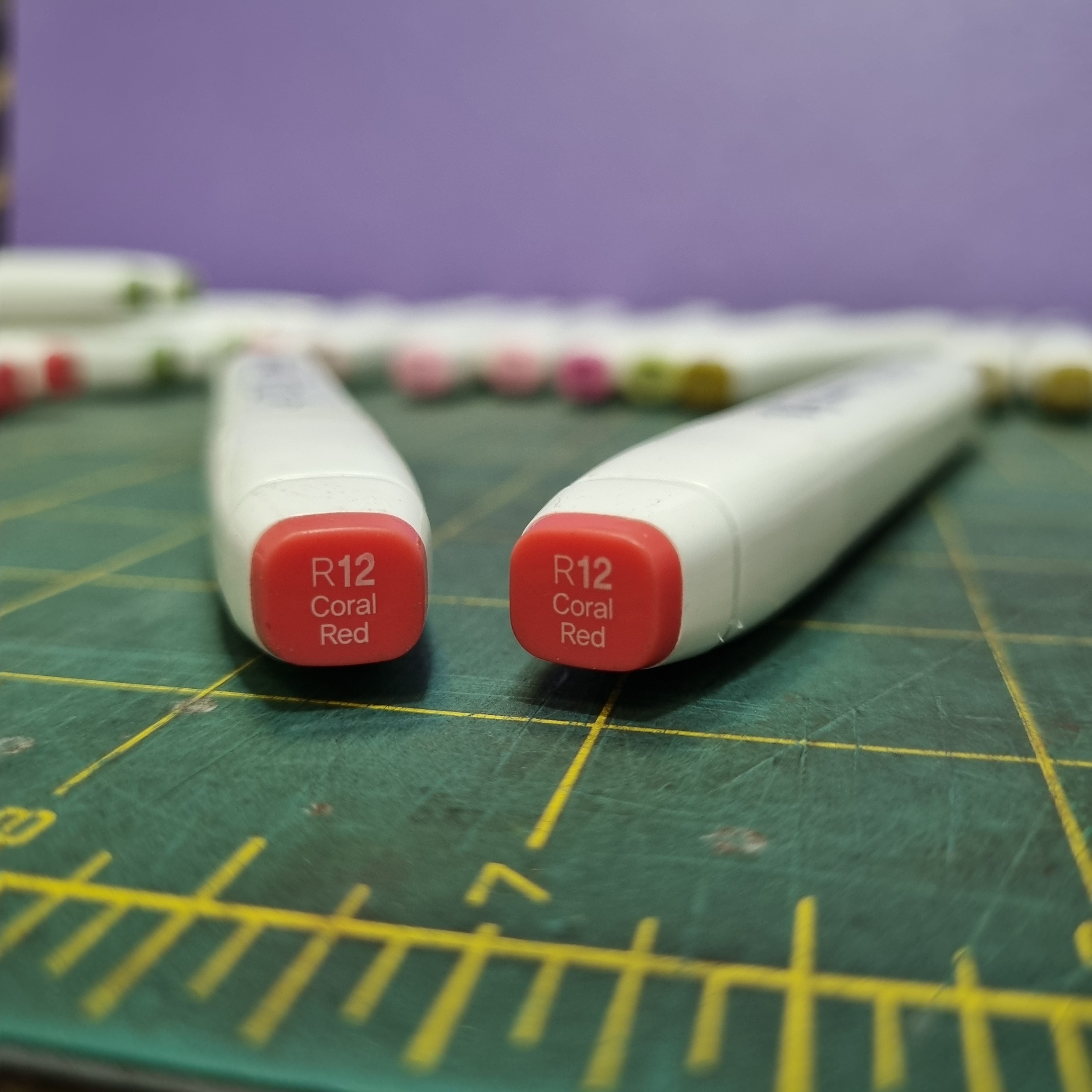 ماژیک براش دو سر تاچ Coral Red کد R 12