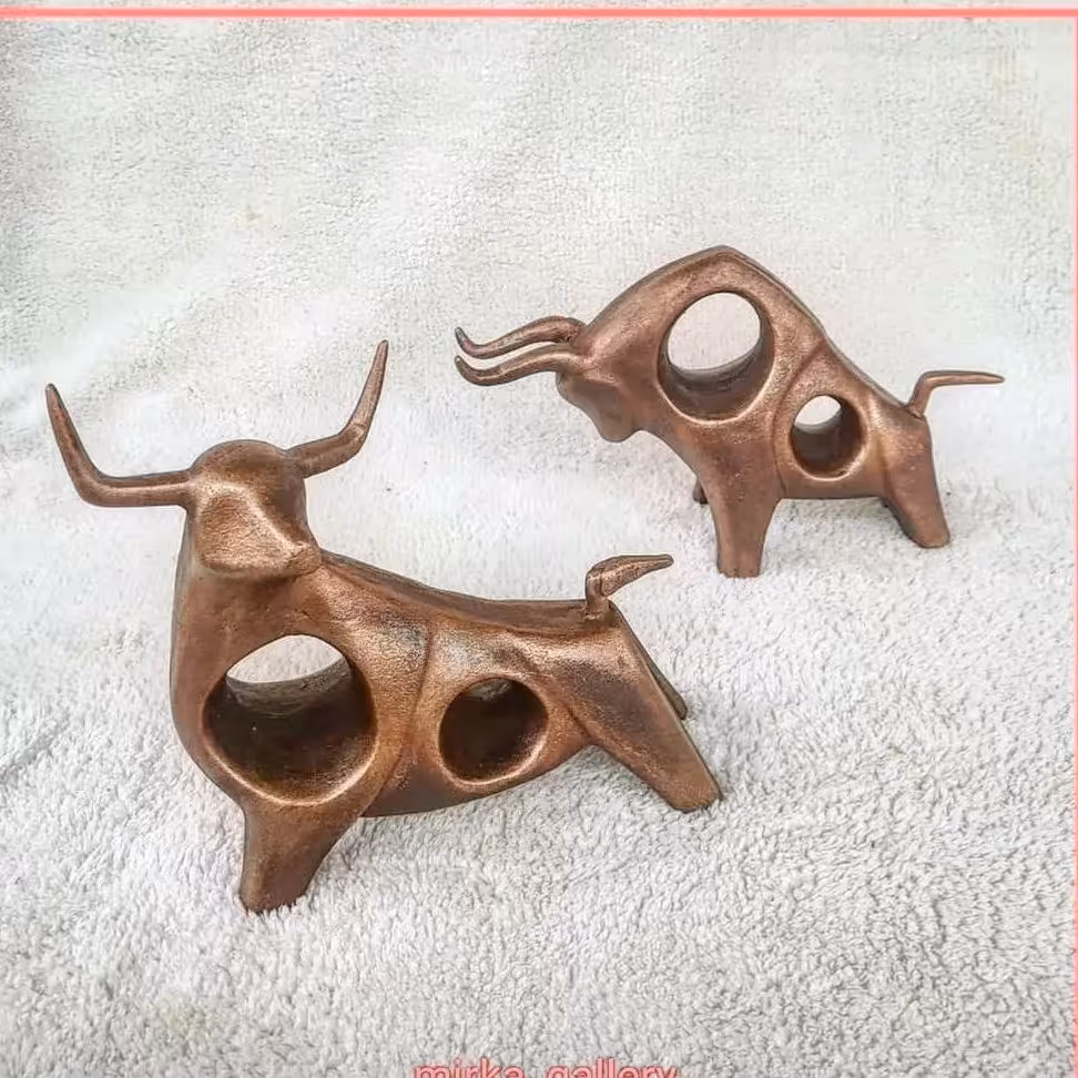 مجسمه پلی استر  گاو 