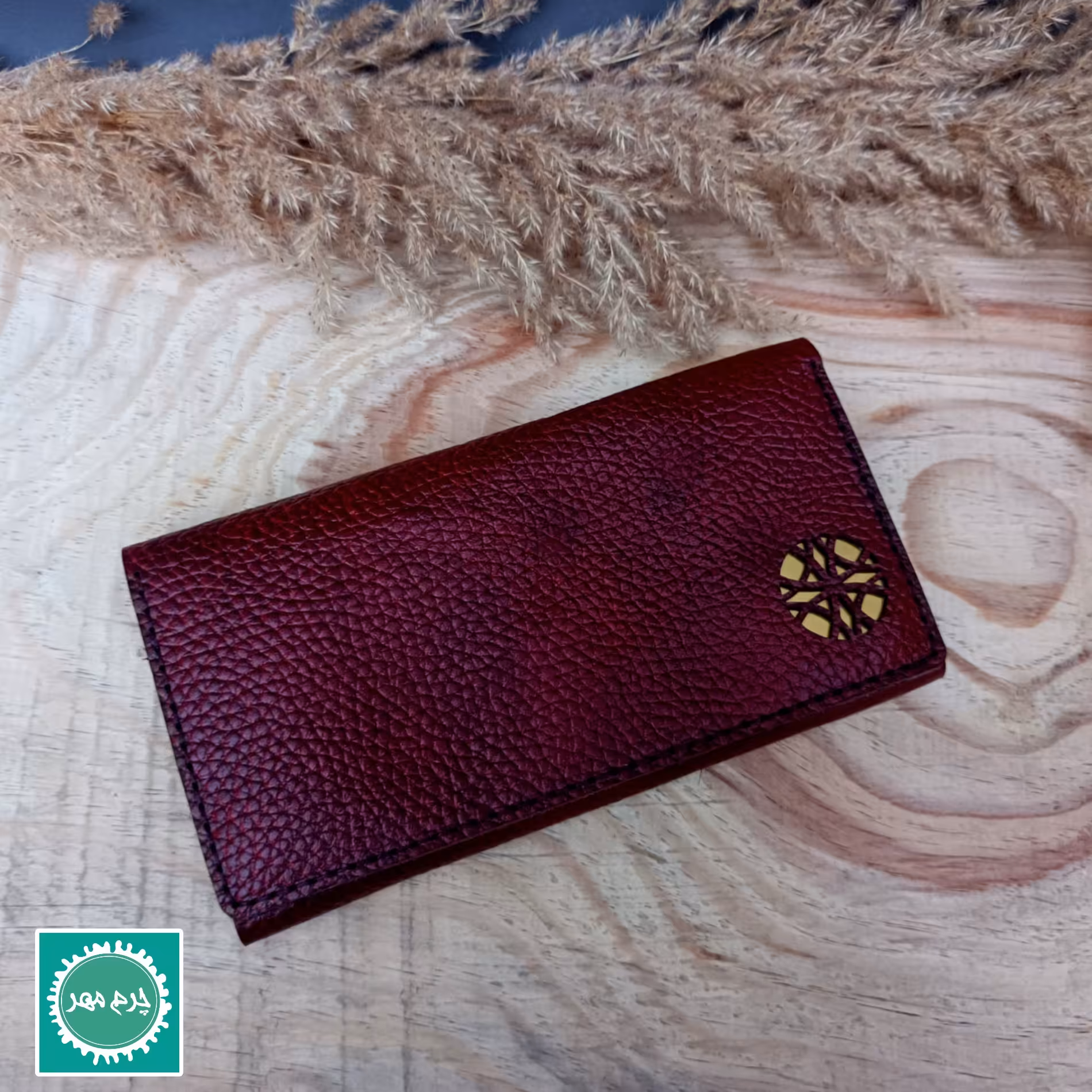 کیف پول دست دوز اسلیمی جای موبایل دار چرم طبیعی فلوتر زرشکی 