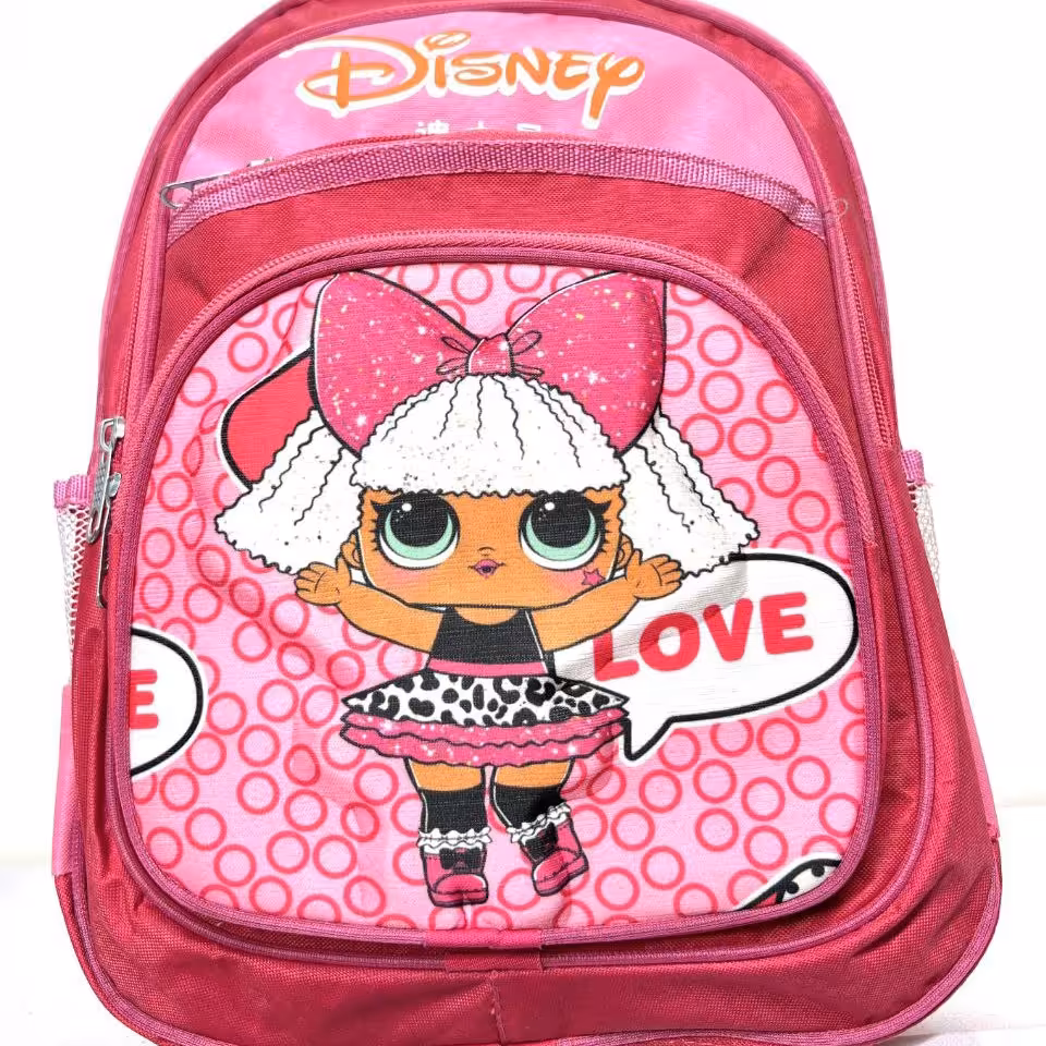 کیف مدرسه ای دخترانه درابعاد30در40دارای 3تاجیب محکم وجادارمناسب بچه های ابتدایی باصرفه وارزان