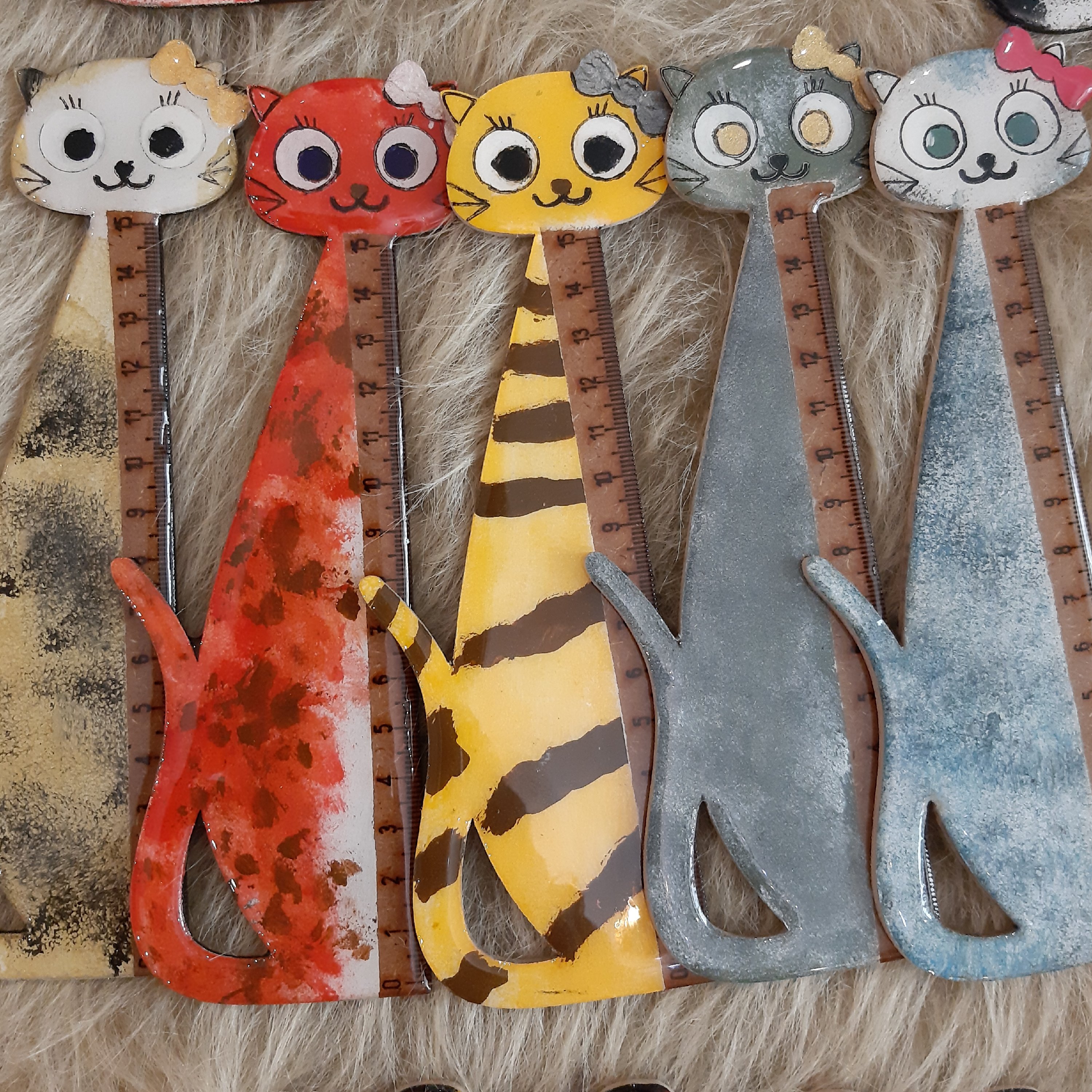 خط کش چوبی فانتزی دستساز کار شده با رزین در اندازه های 20 و 15 سانت