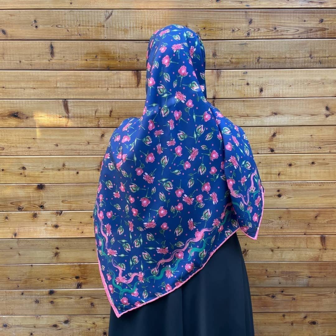 روسری سوپر نخ طرح غنچه قواره 140 دور دست دوز